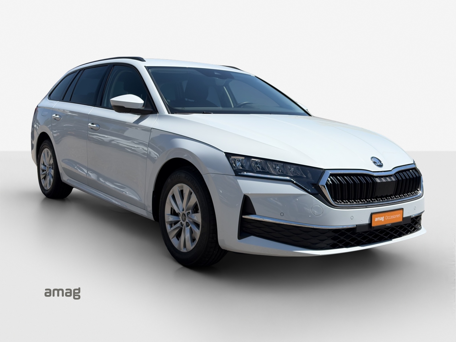 SKODA Octavia Combi 1.5 TSI mHEV DSG Dynamic-image-5