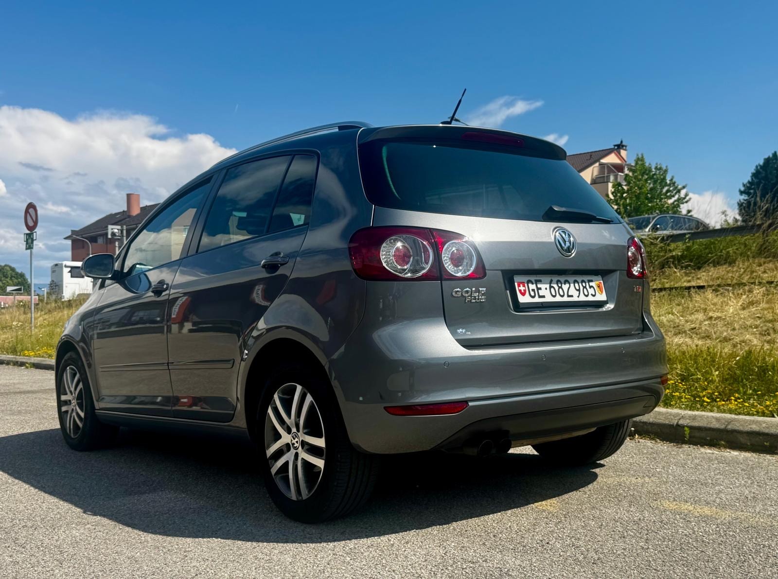 VW Golf Plus 1.4 TSI Comfortline DSG-image-4