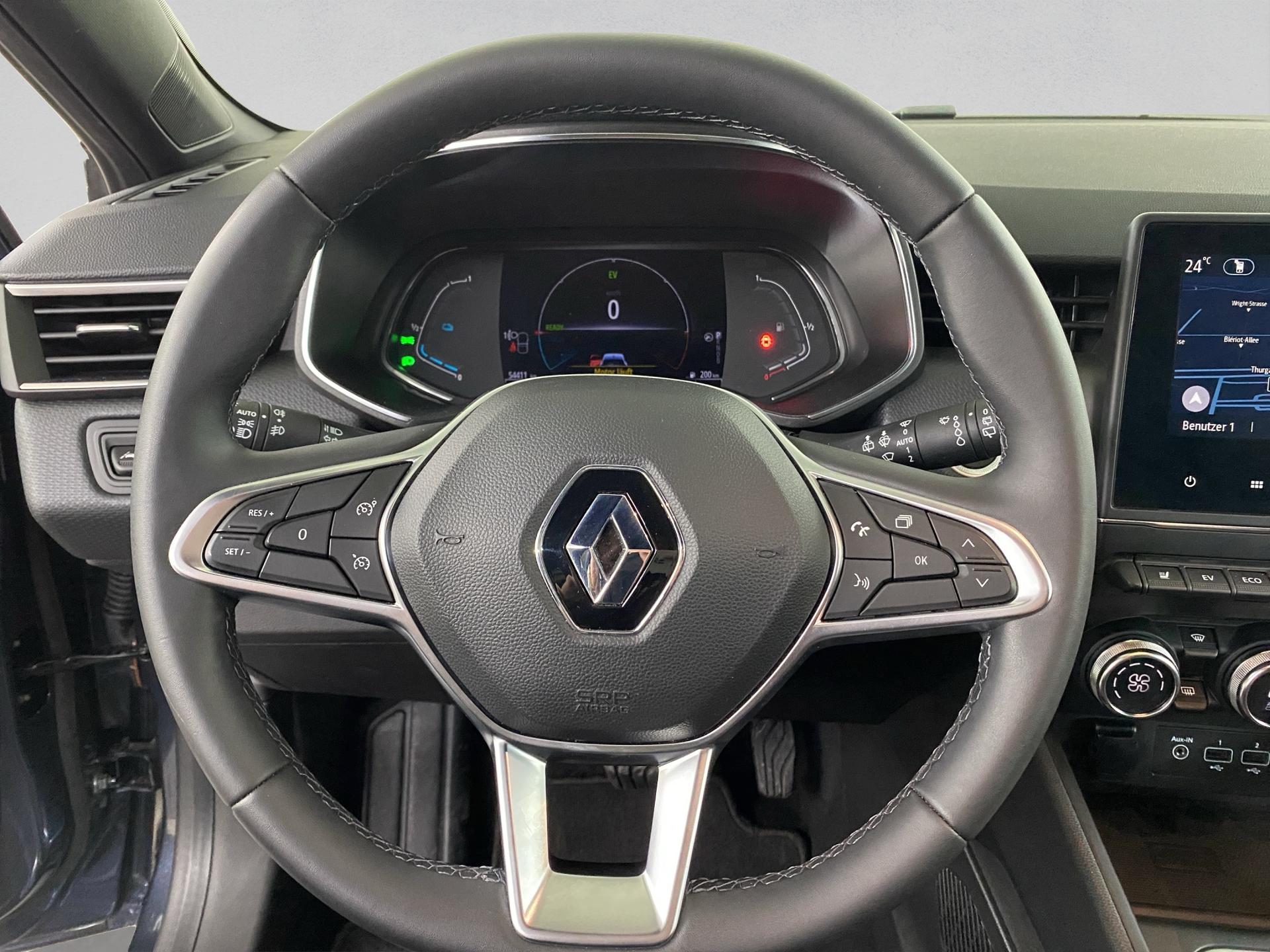 RENAULT Clio 1.6 E-Tech Edition One-image-10