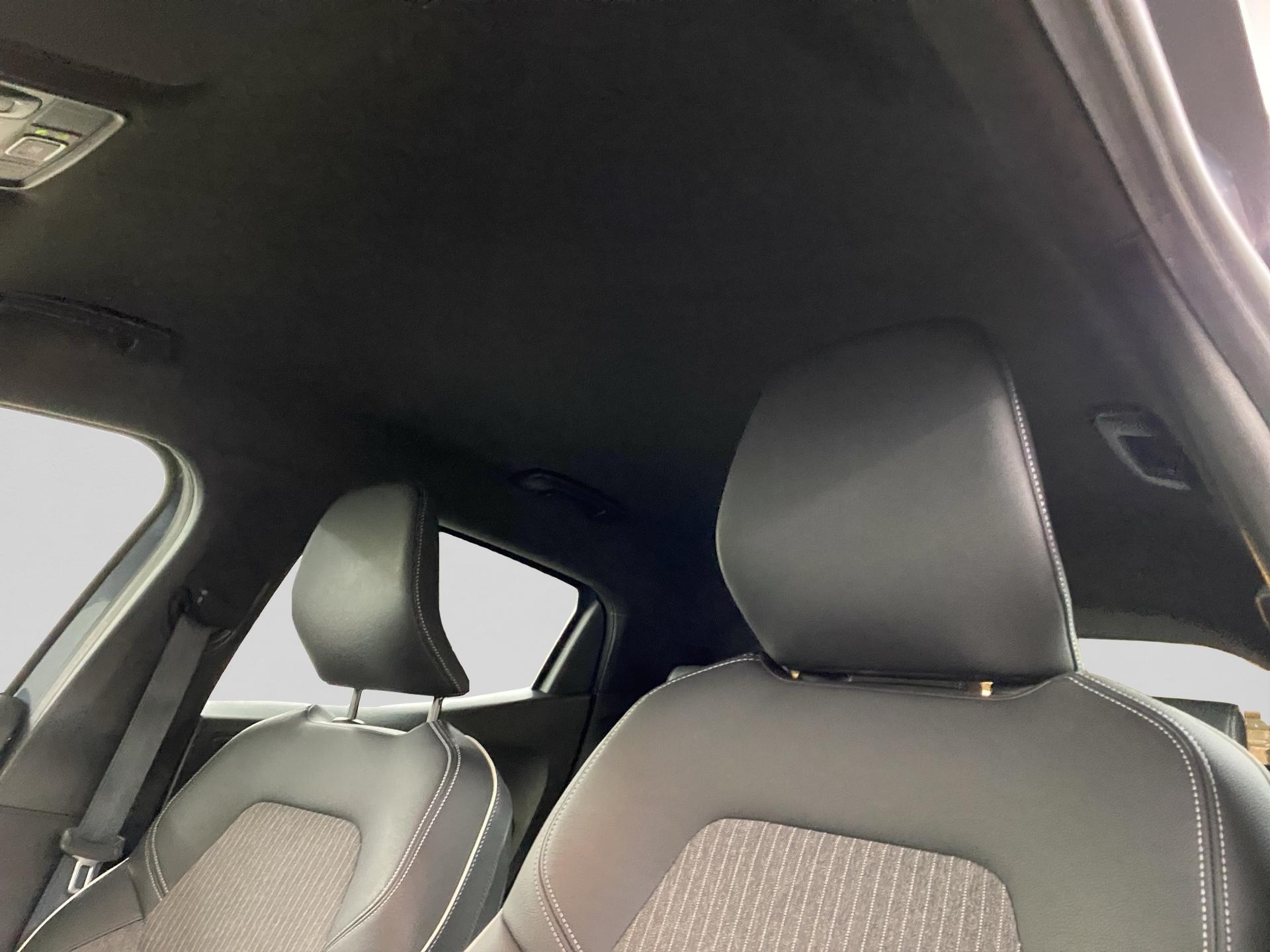 RENAULT Clio 1.6 E-Tech Edition One-image-13
