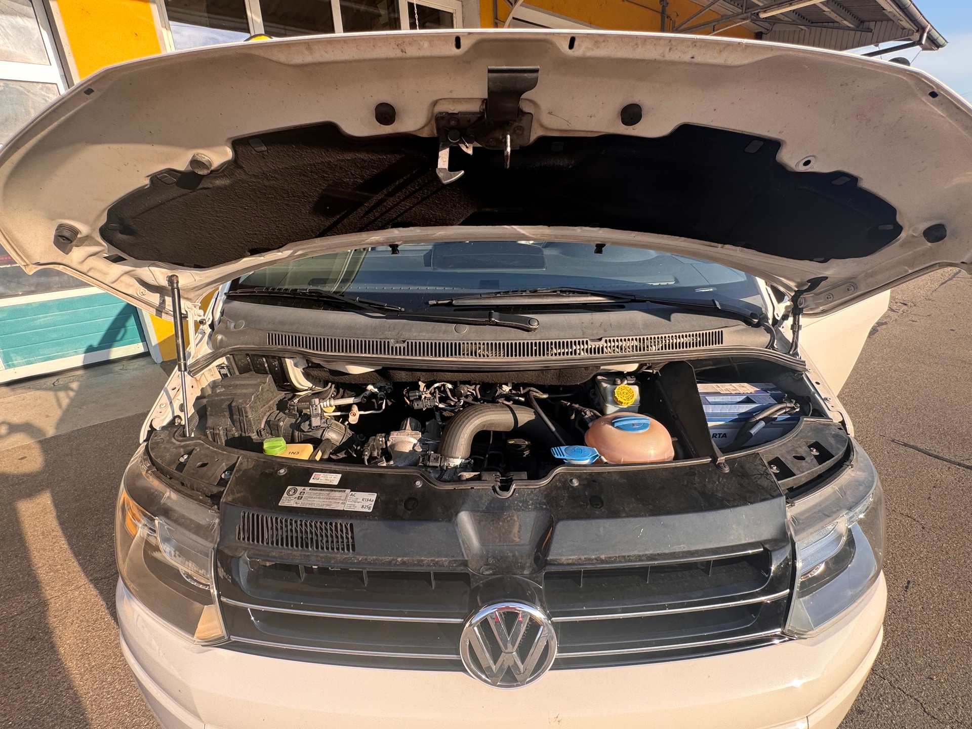 VW T5 Multivan 2.0 Bi-TDI CR Highline 4Motion DSG-image-11
