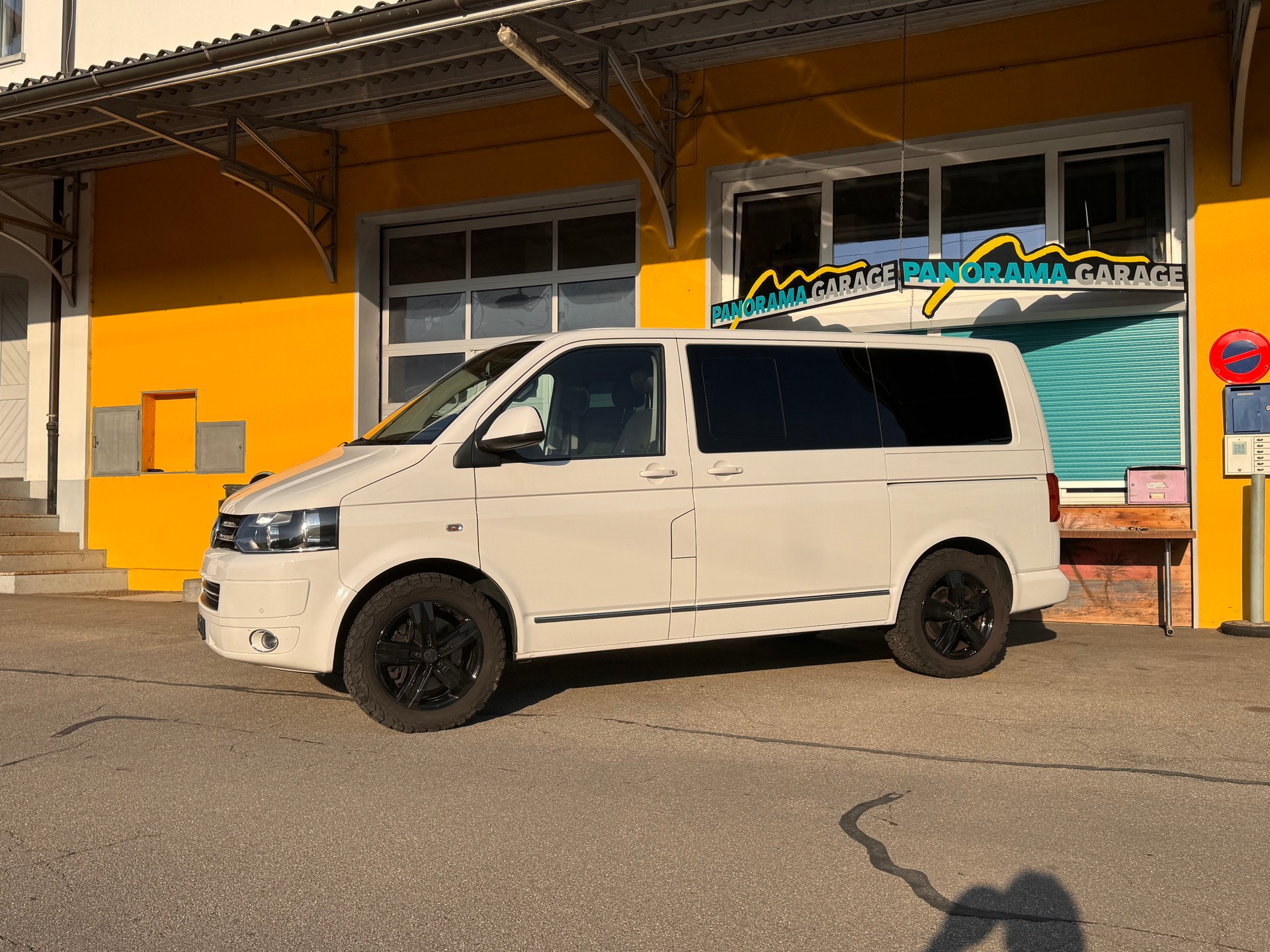 VW T5 Multivan 2.0 Bi-TDI CR Highline 4Motion DSG-image-2