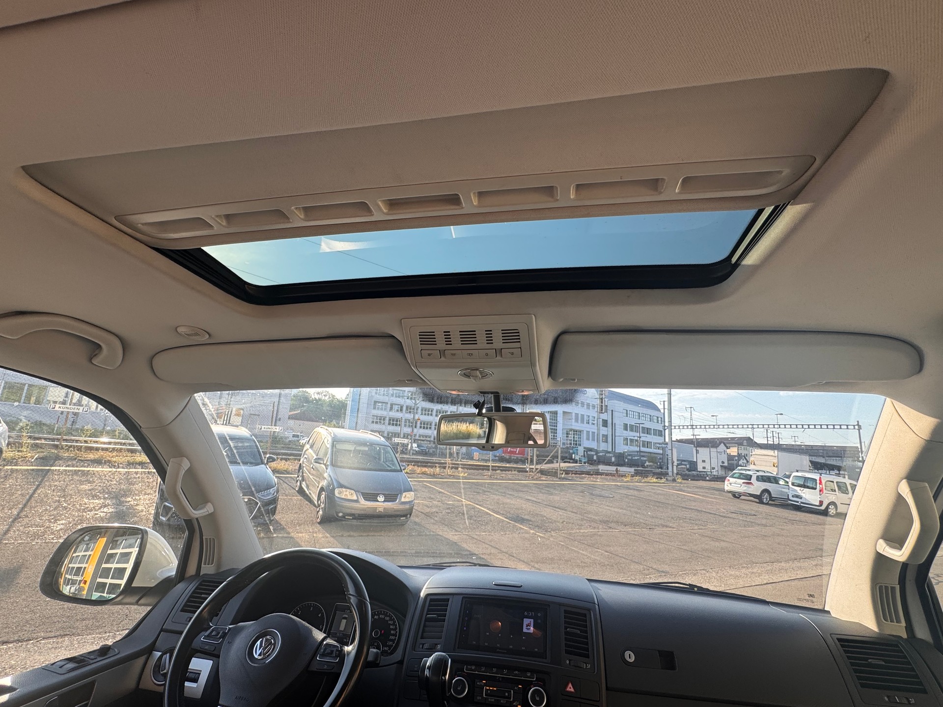 VW T5 Multivan 2.0 Bi-TDI CR Highline 4Motion DSG-image-8
