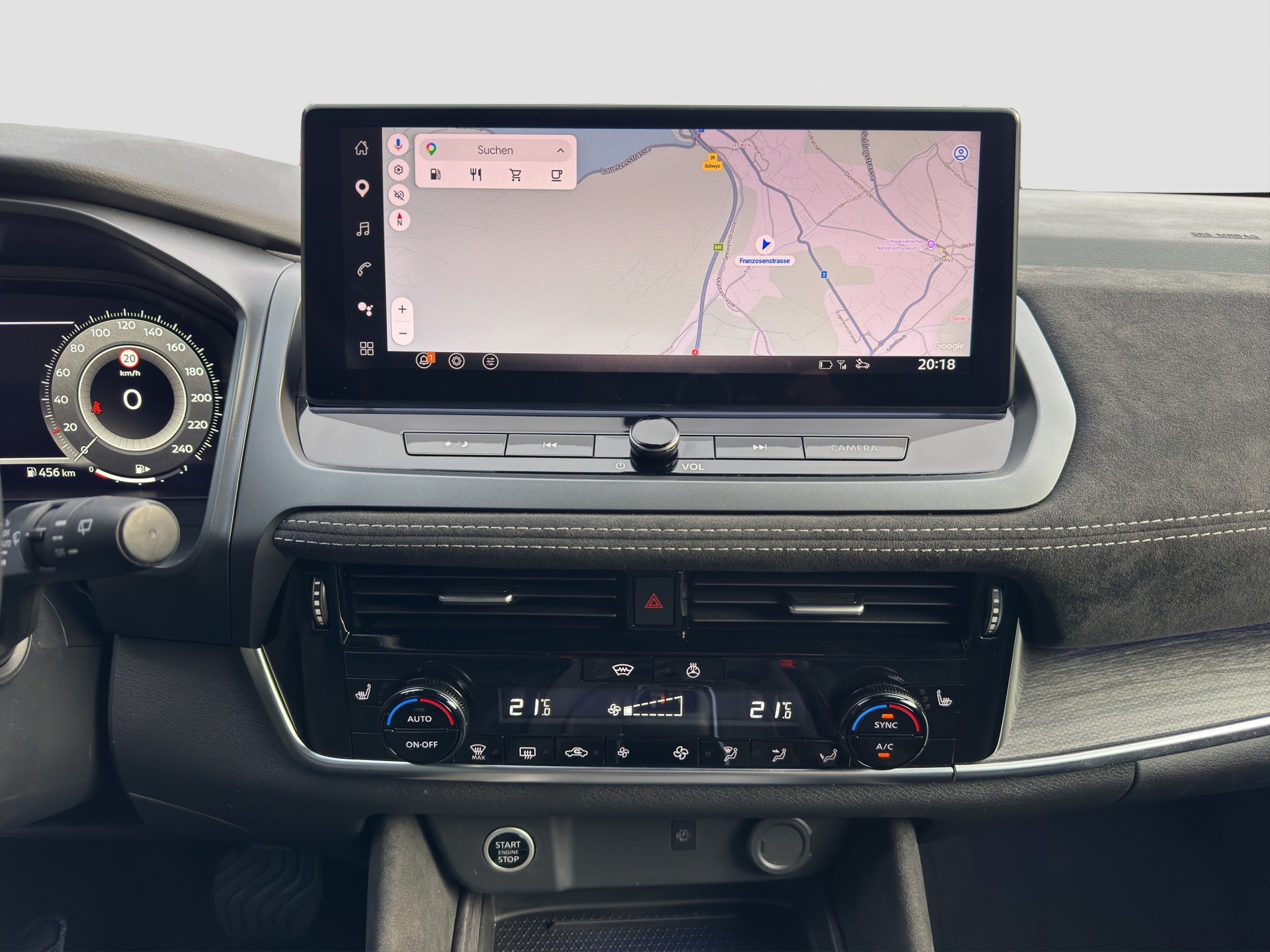 NISSAN Qashqai 1.3 DIG-T MHEV Tekna+ Xtronic 4x4-image-4