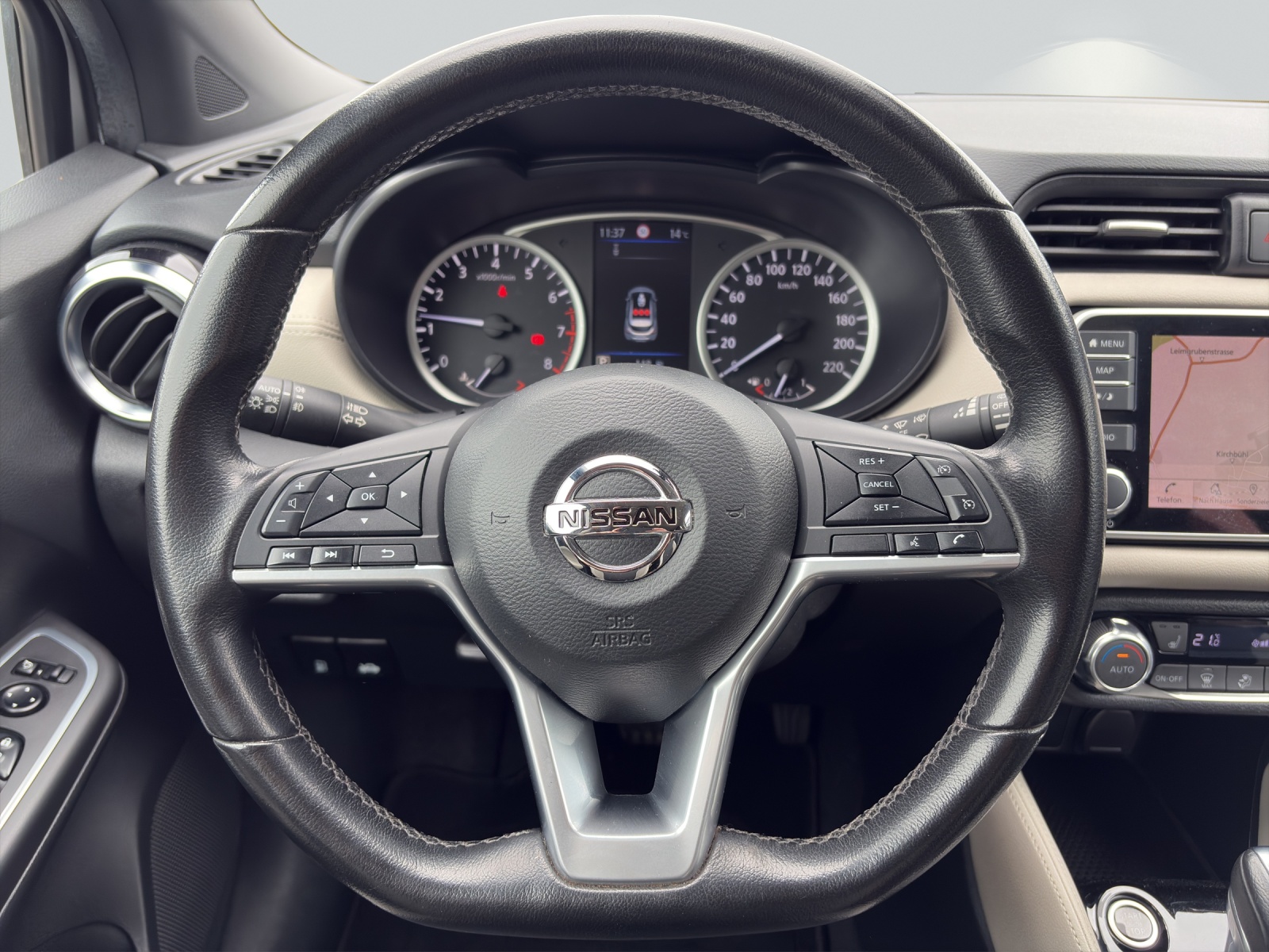 NISSAN Micra 1.0 IG-T Tekna-image-9