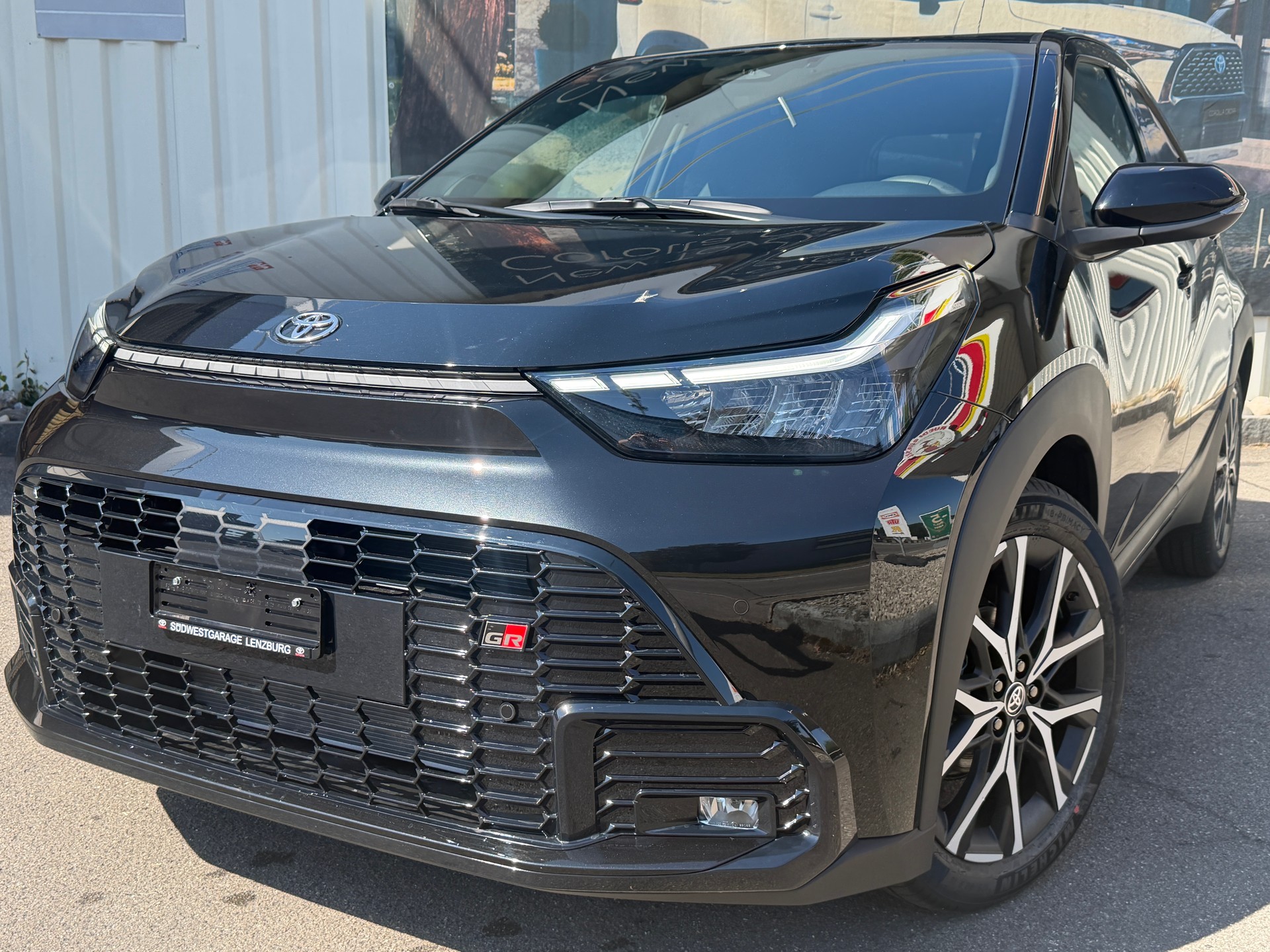 TOYOTA Aygo X 1.5 GR Sport e-CVT-image-0