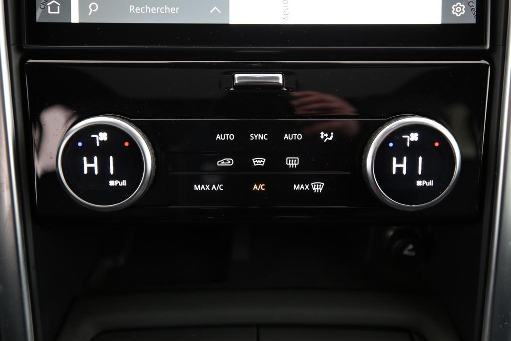 LAND ROVER Discovery 2.0 I4 S-image-8