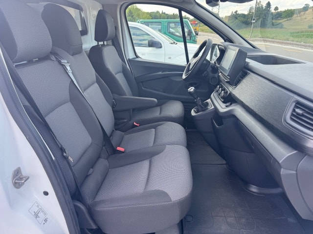 RENAULT Trafic 2.0 Blue dCi 130 Advance L1H1 **Klima** Navigation Rückfahrkamera Tempomat und Div.-image-9