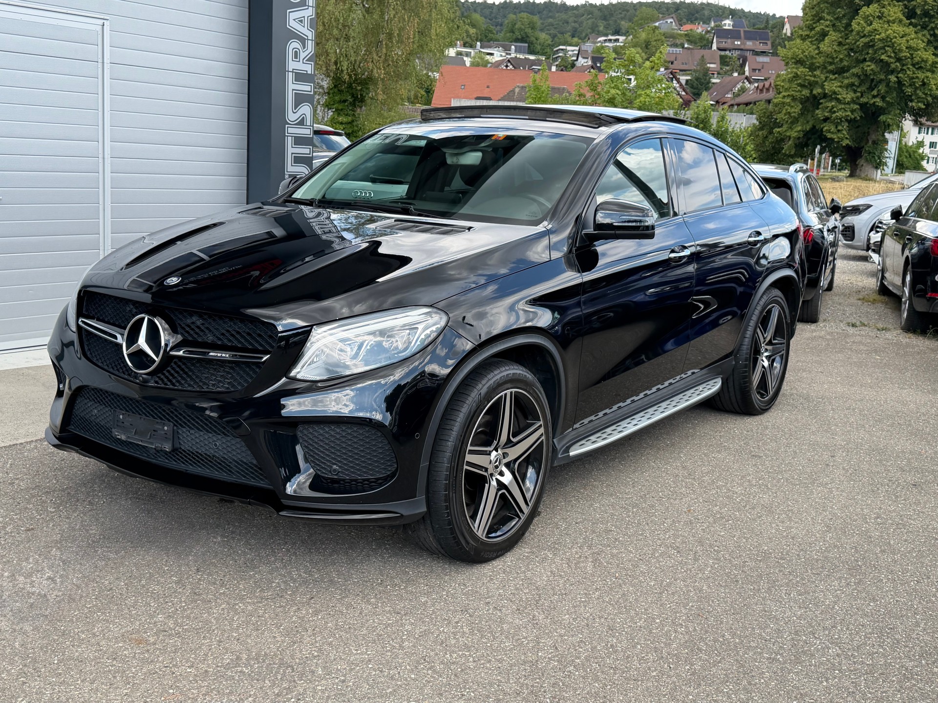 MERCEDES-BENZ GLE Coupé 350 d 4Matic 9G-Tronic AMG Line-image-3