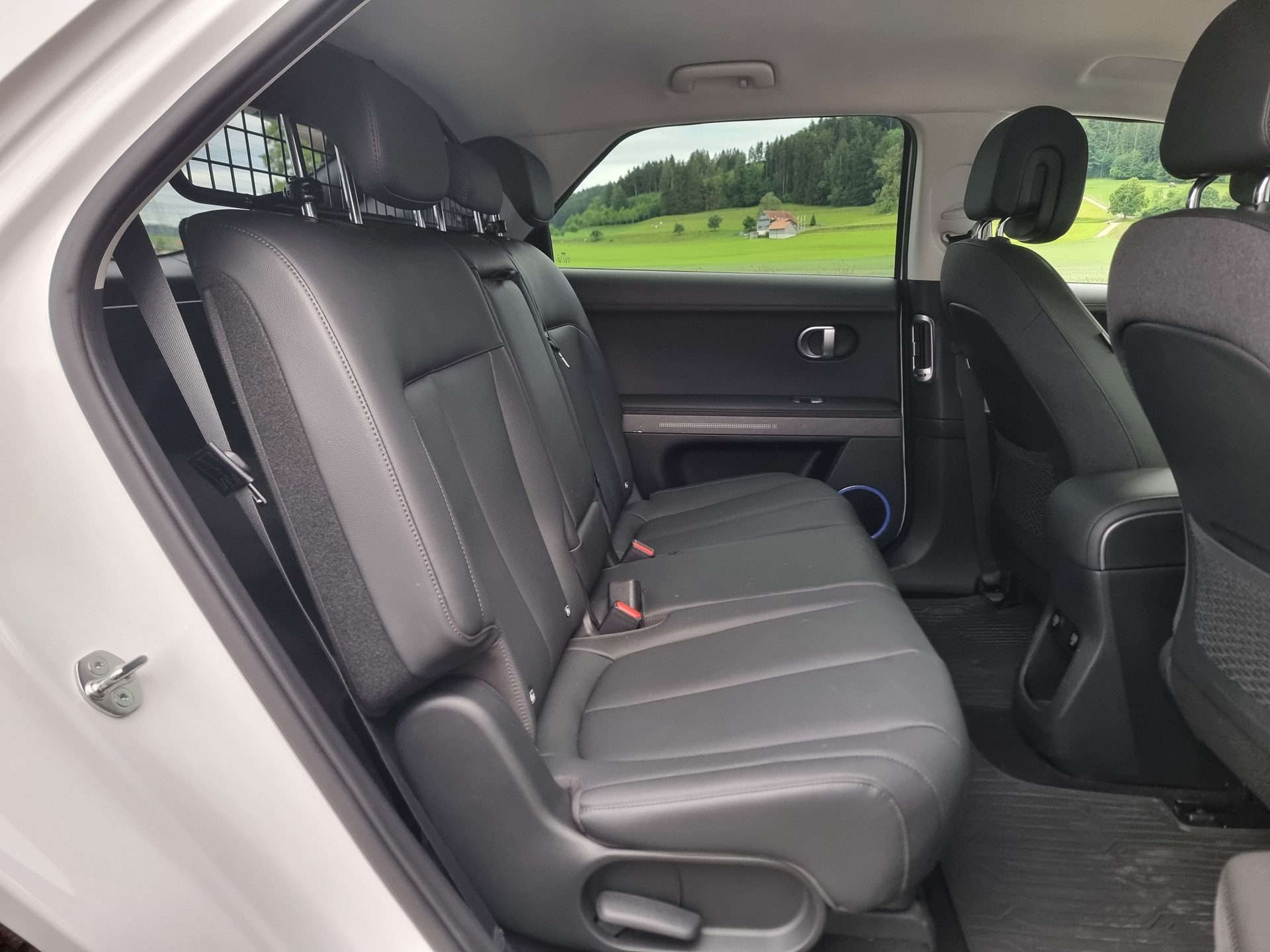 HYUNDAI Ioniq 5 77kWh Amplia 4WD-image-3