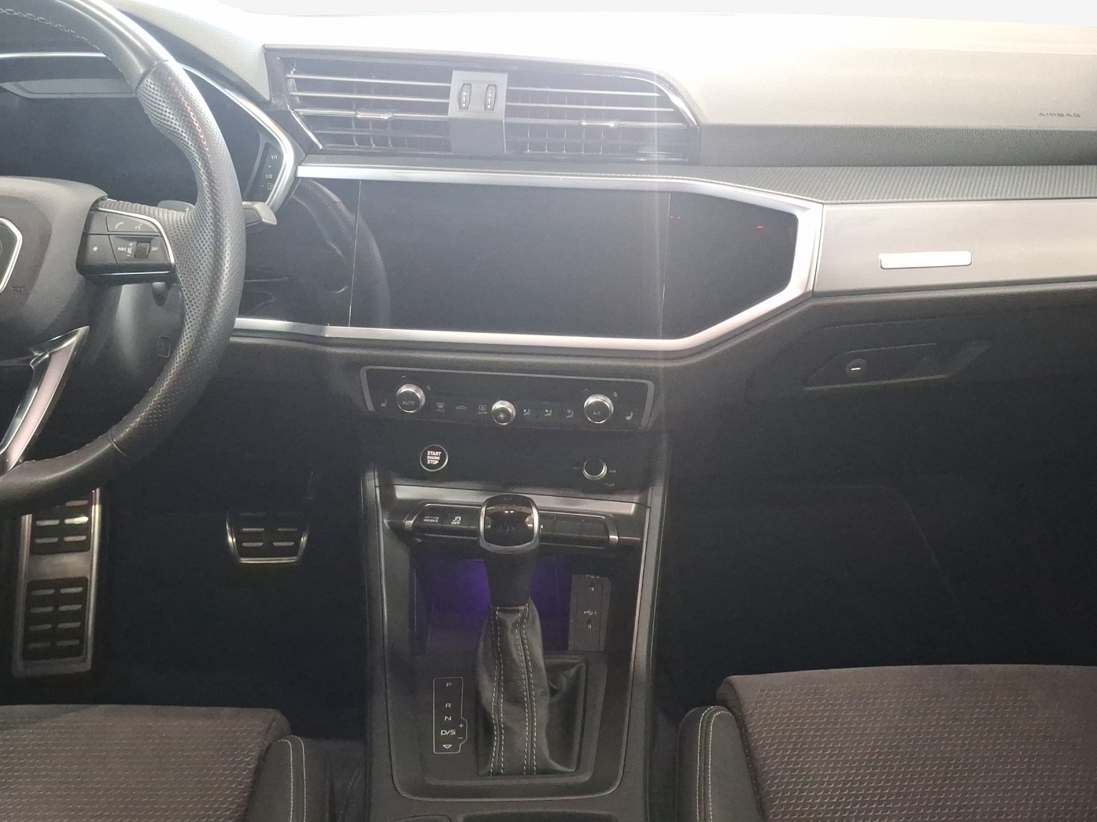 AUDI Q3 Sportback 35 TFSI S line Attraction S-tronic-image-10