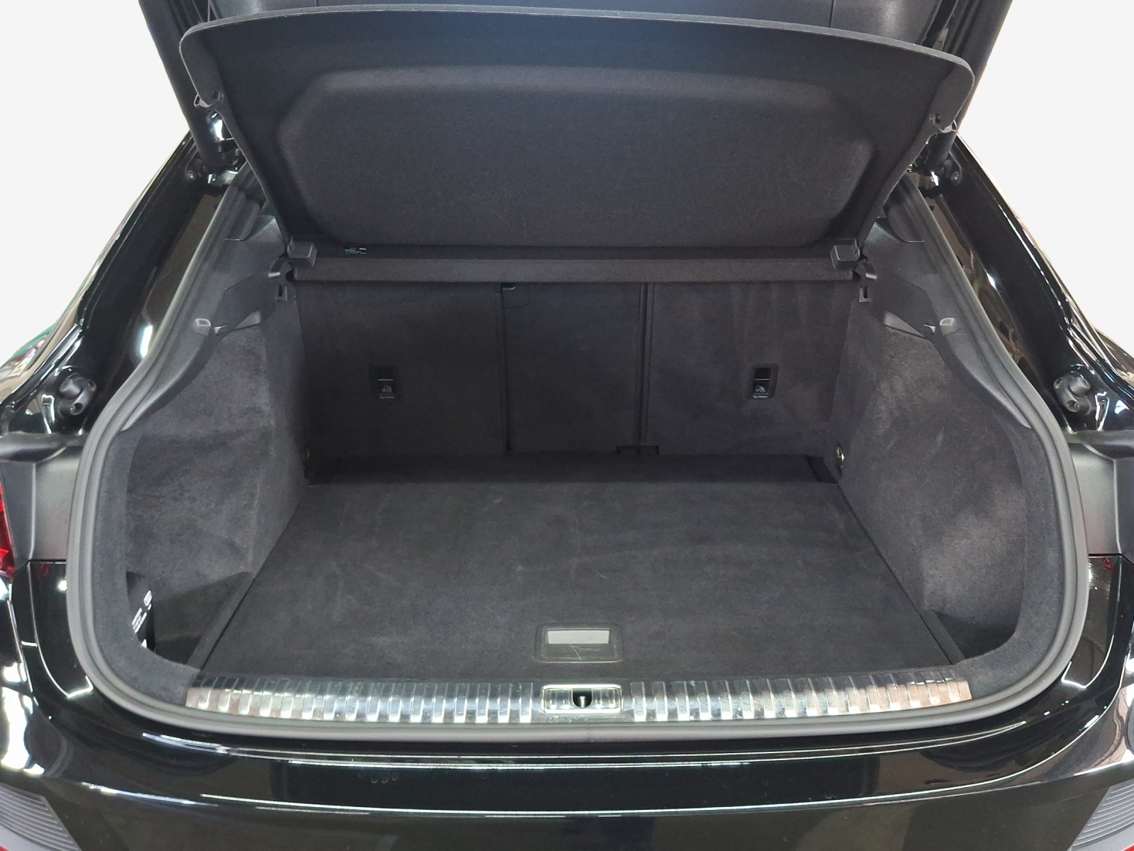 AUDI Q3 Sportback 35 TFSI S line Attraction S-tronic-image-12
