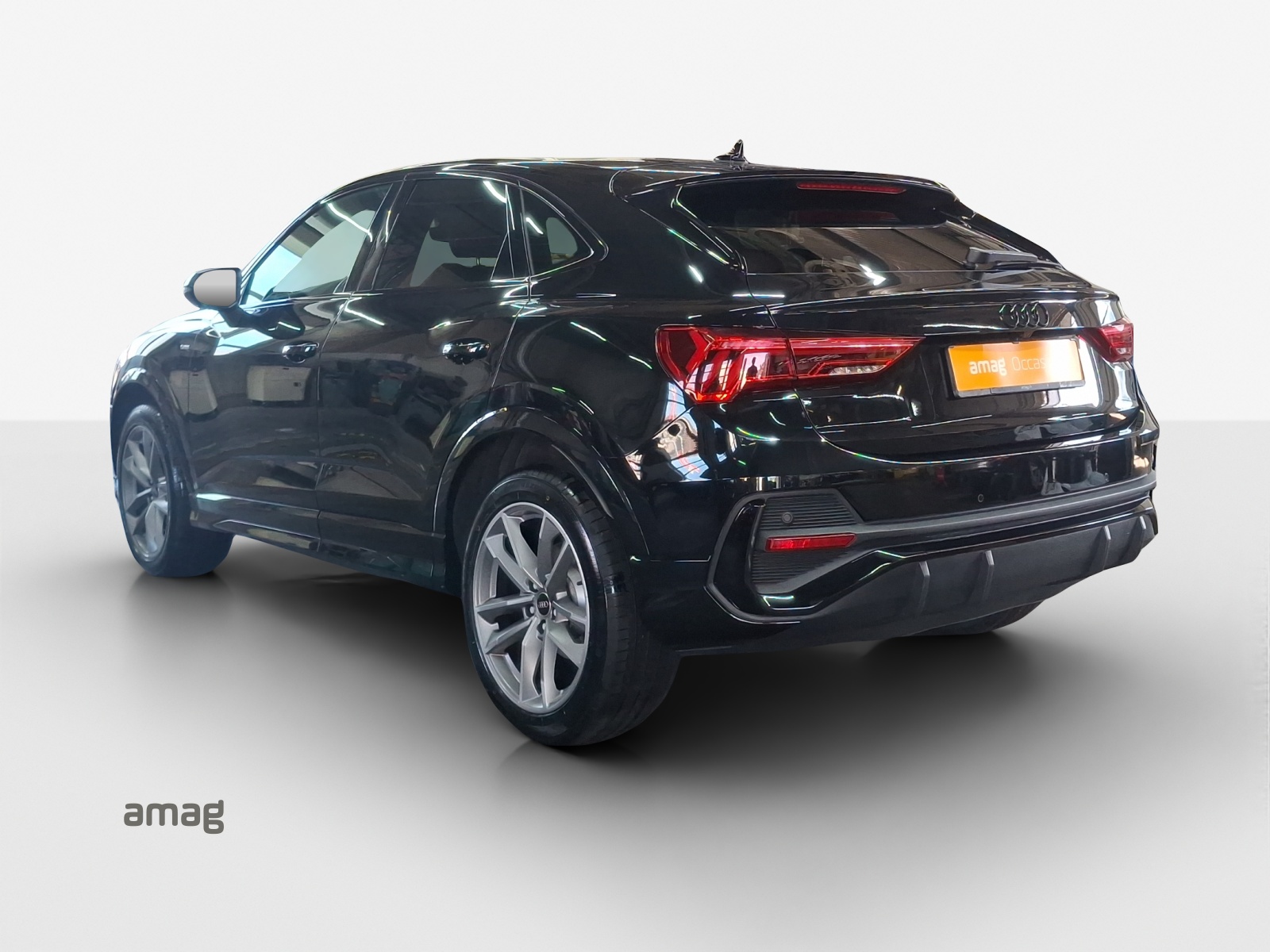 AUDI Q3 Sportback 35 TFSI S line Attraction S-tronic-image-2