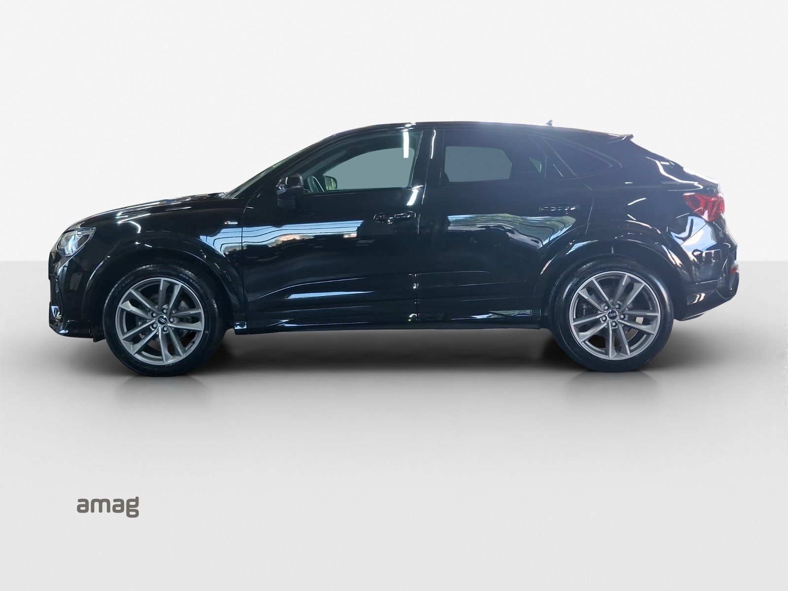 AUDI Q3 Sportback 35 TFSI S line Attraction S-tronic-image-1