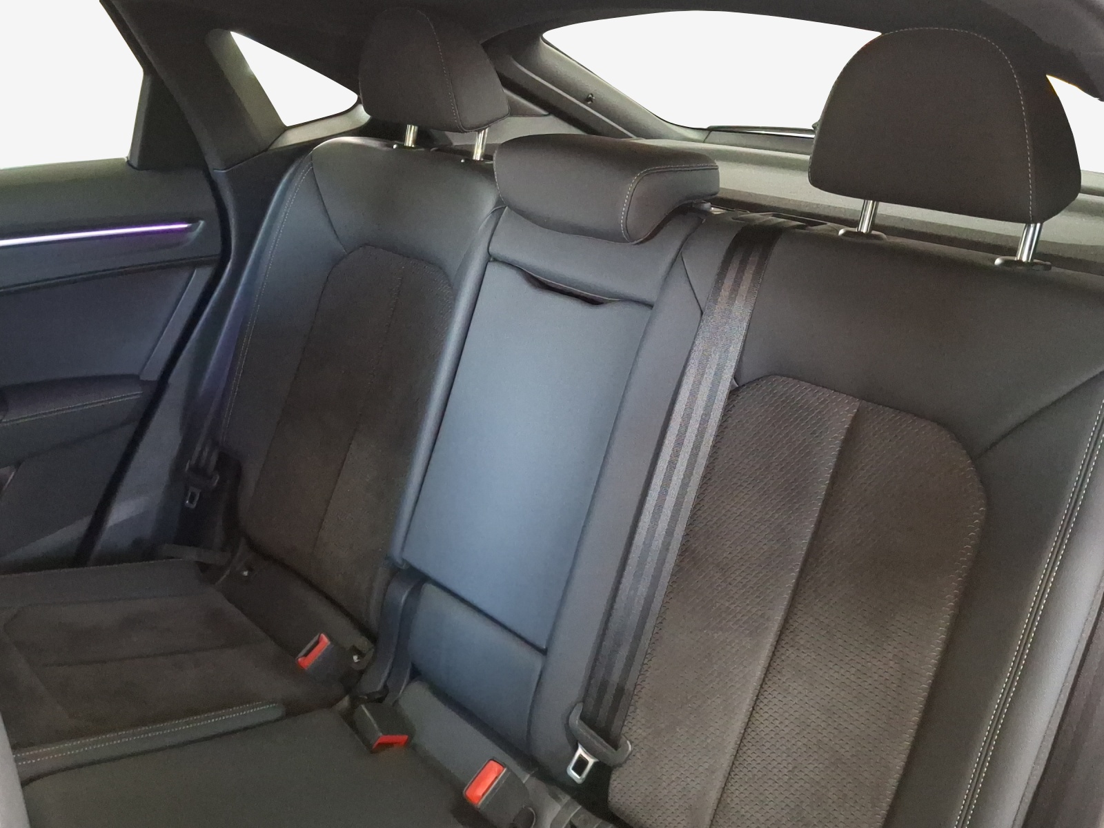 AUDI Q3 Sportback 35 TFSI S line Attraction S-tronic-image-11