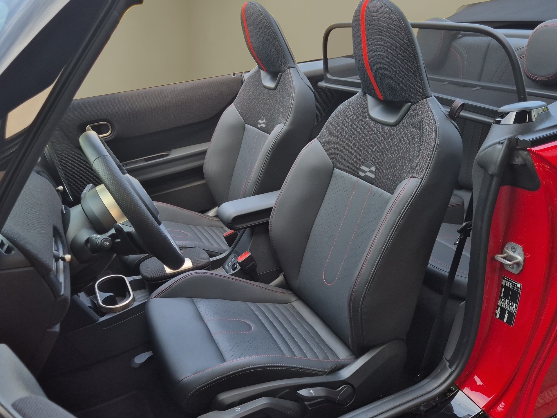 MINI Cooper John Cooper Works Cabriolet DKG-image-8