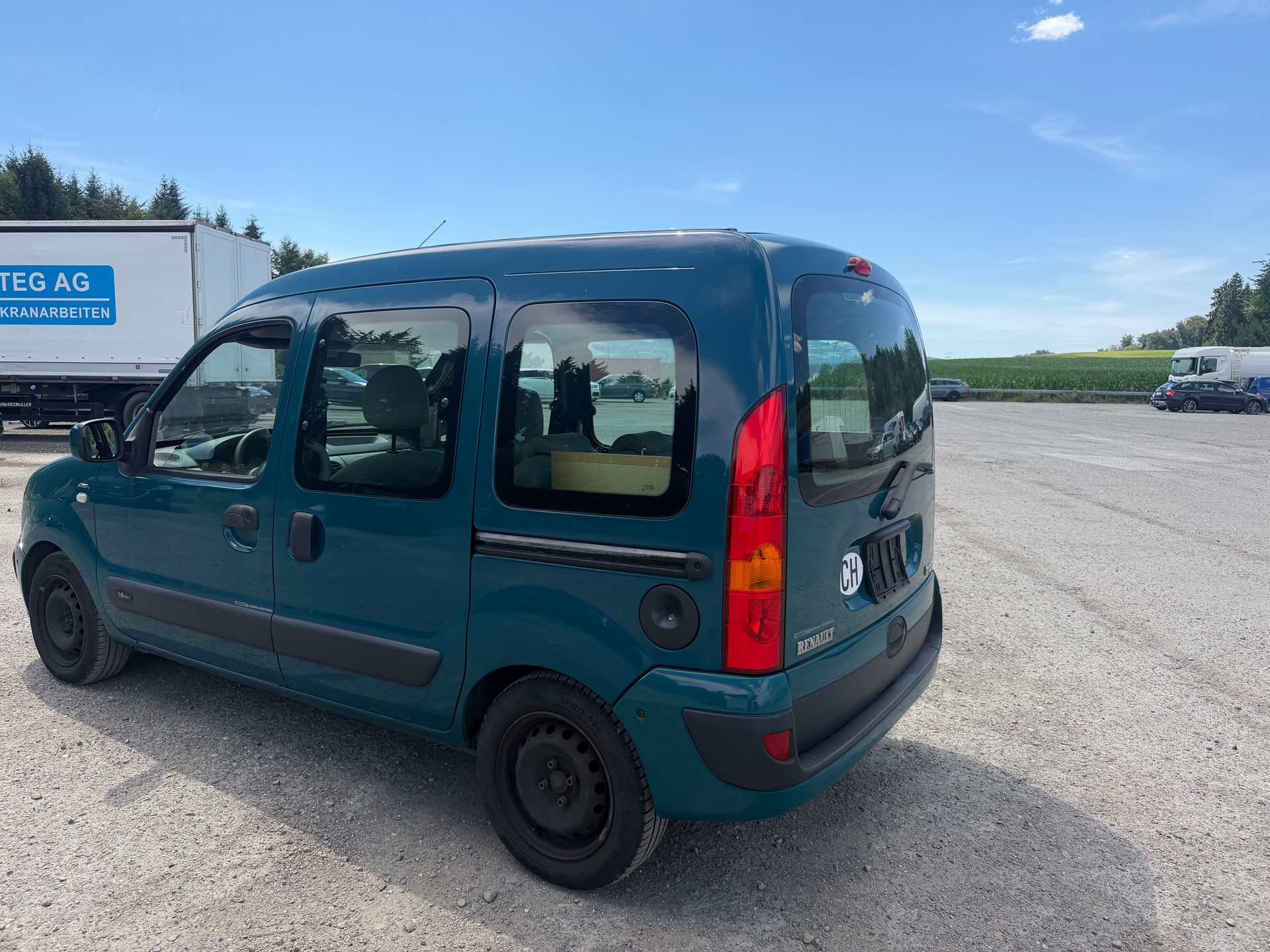 RENAULT Kangoo 1.6 16V Alizé-image-3