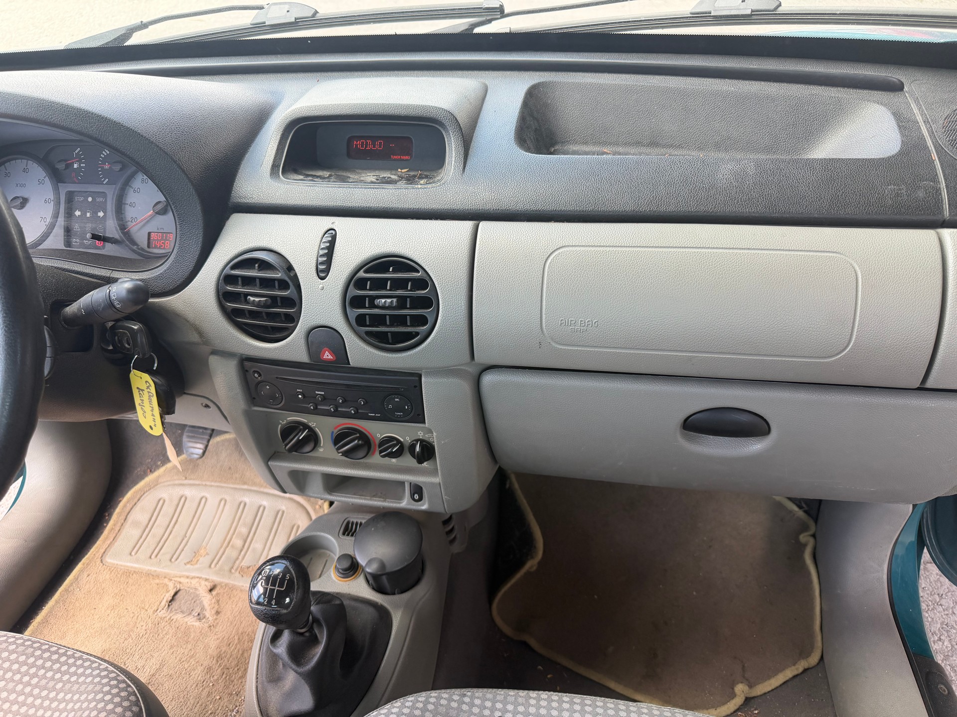 RENAULT Kangoo 1.6 16V Alizé-image-8