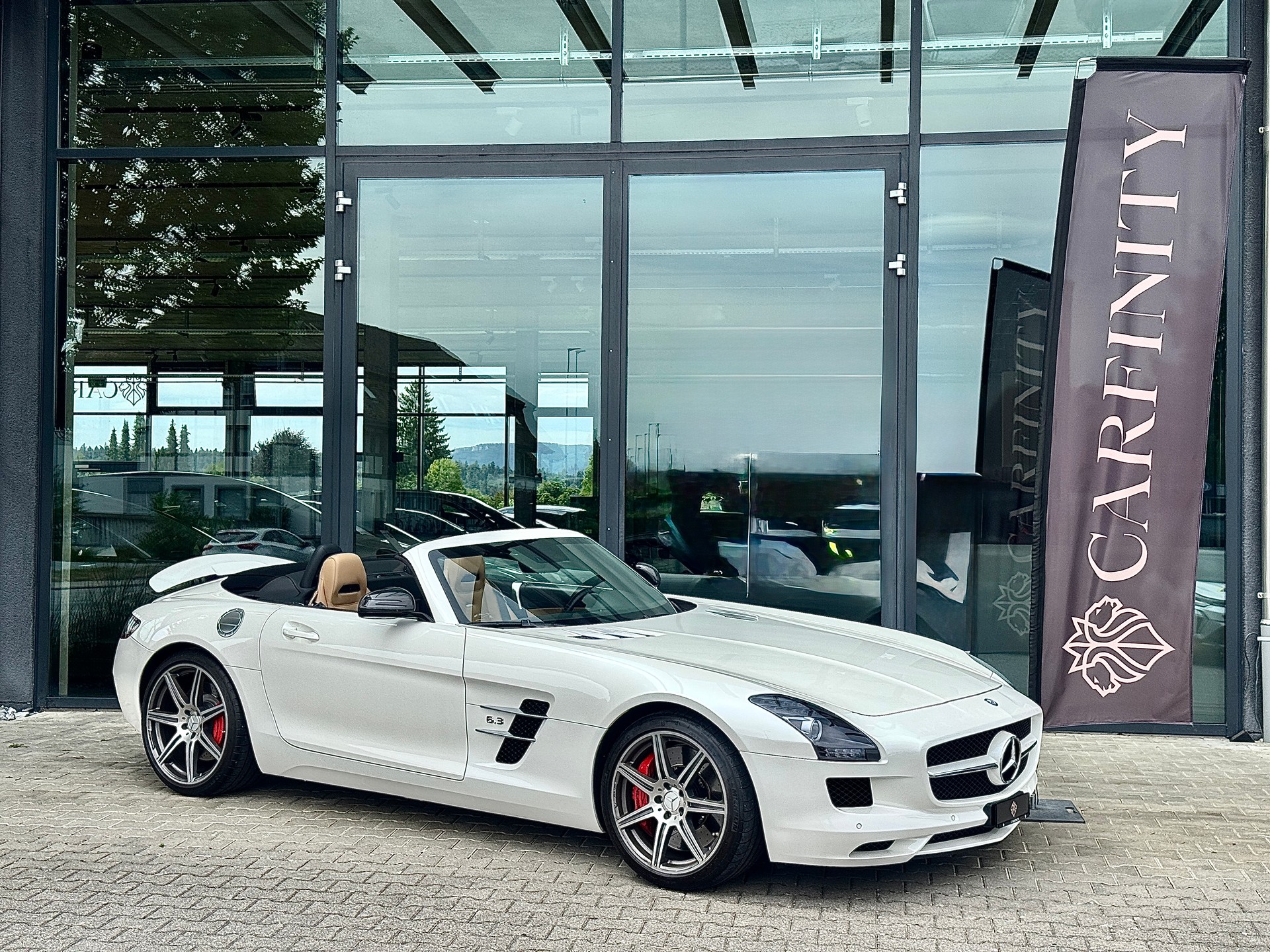 MERCEDES-BENZ SLS 63 AMG Speedshift-image-0