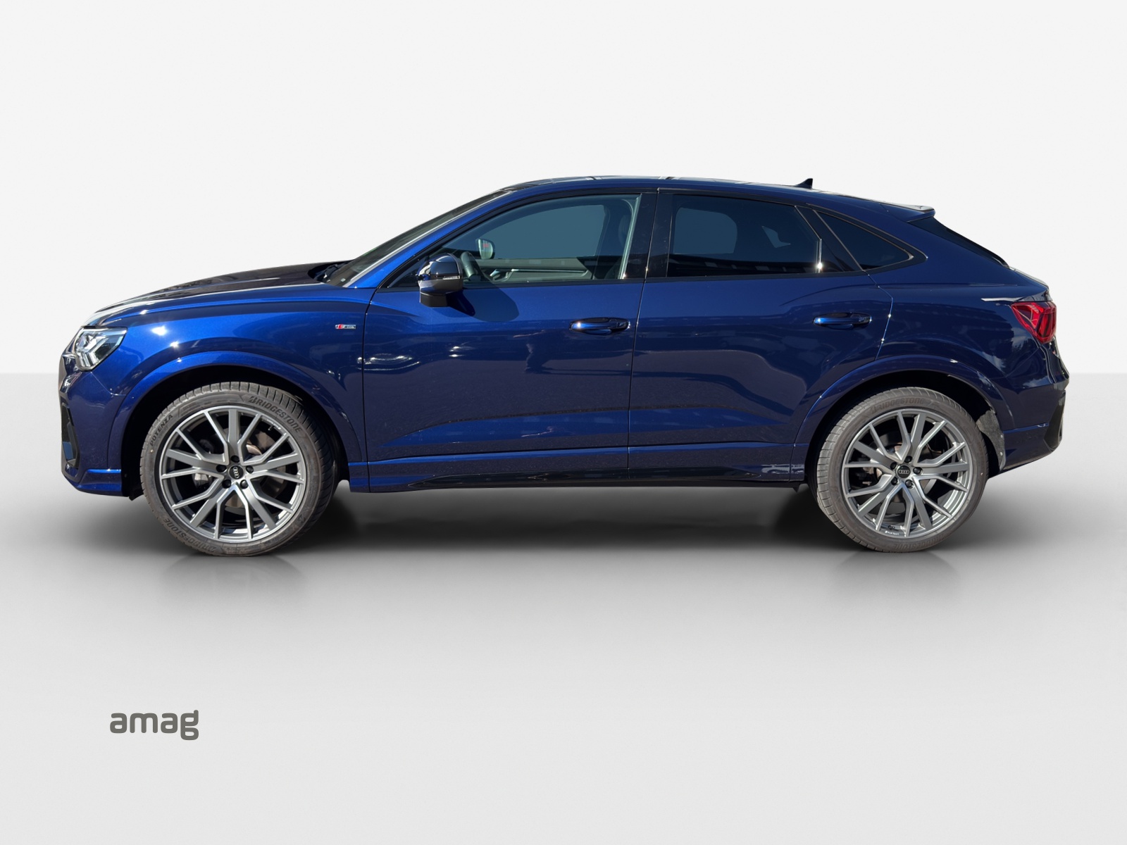 AUDI Q3 Sportback 40 TFSI S line quattro S-tronic-showroom-element-1
