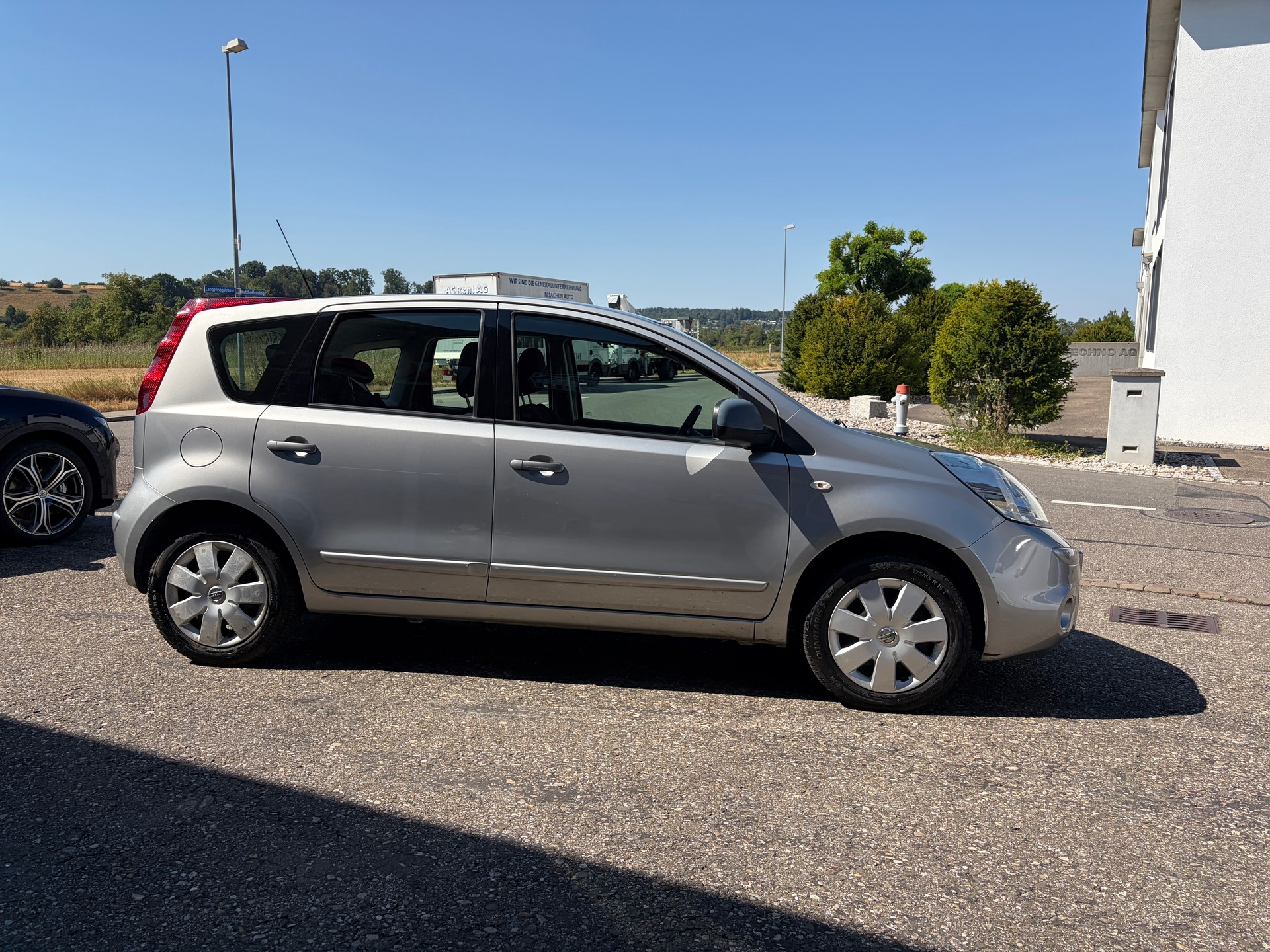 NISSAN Note 1.6 acenta Automatic-image-6