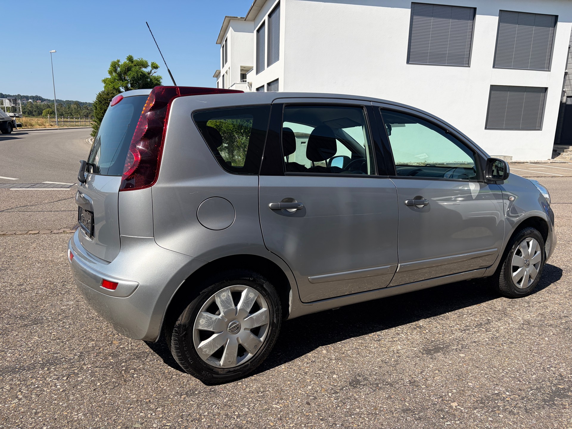 NISSAN Note 1.6 acenta Automatic-image-5