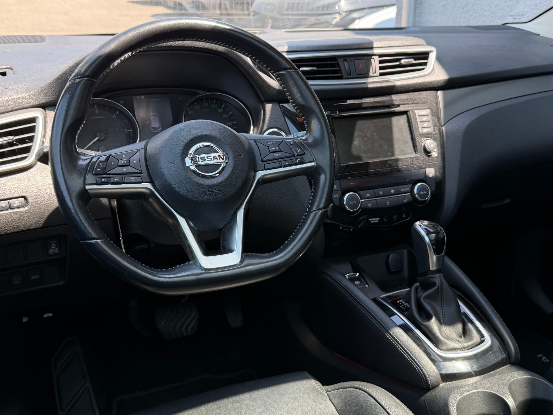 NISSAN Qashqai 1.7 dCi tekna Xtronic ALL-MODE 4x4-image-5
