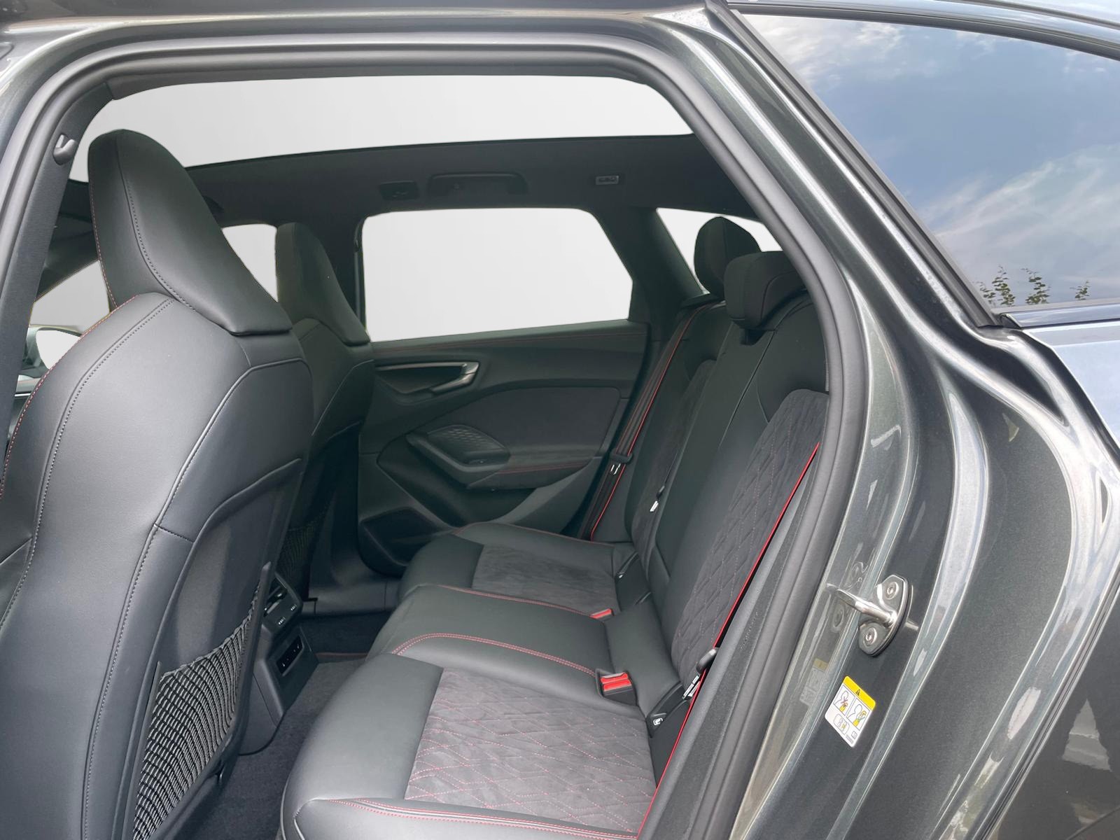 AUDI S5 Avant TFSI quattro S tronic-image-6