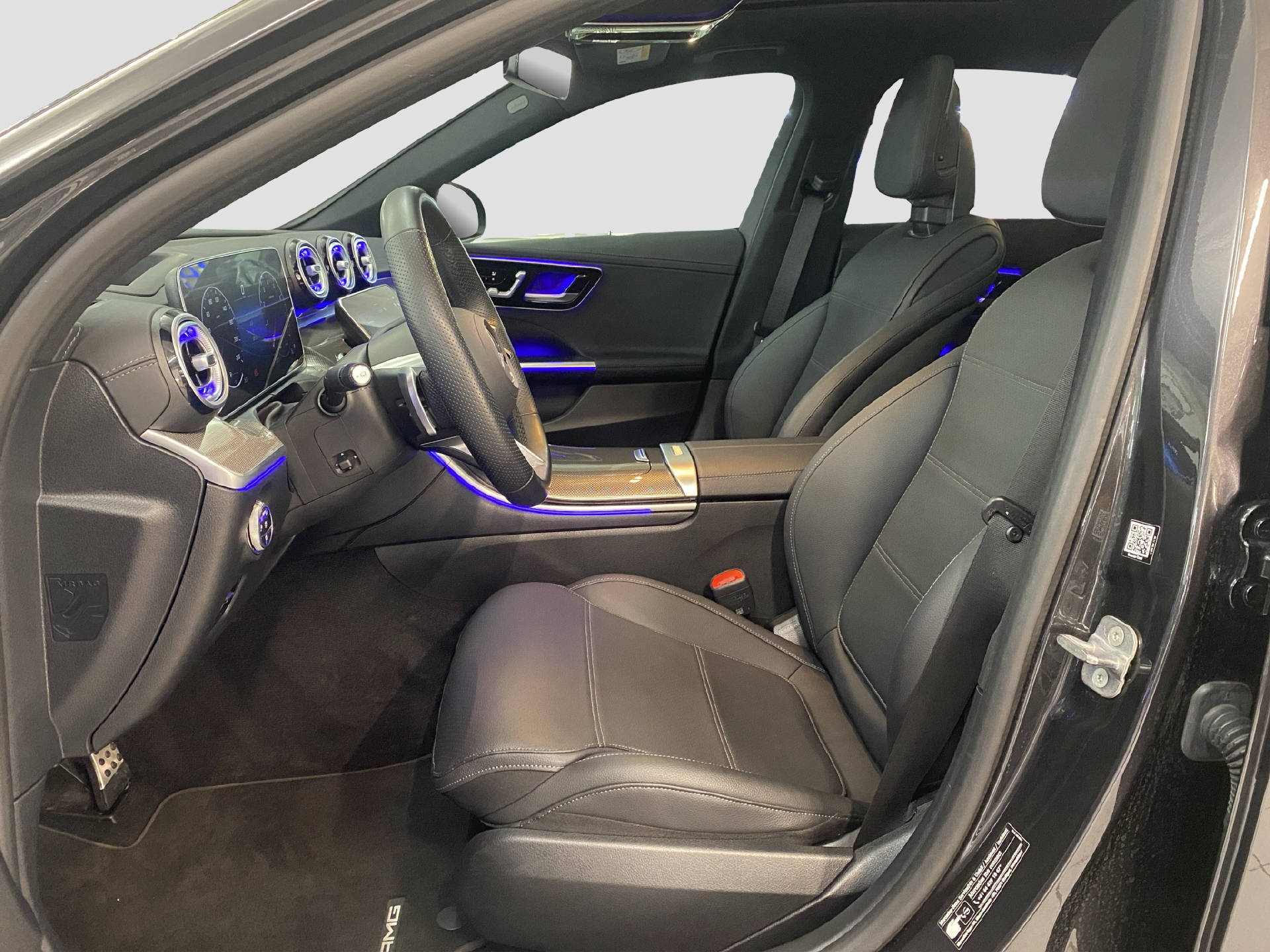 MERCEDES-BENZ C 200 AMG Line 4MATIC-image-6