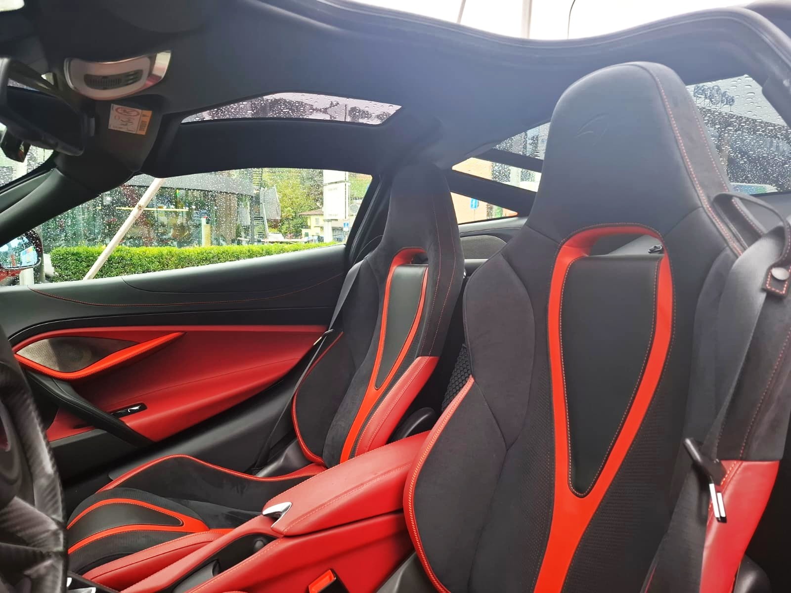 McLAREN 720S Coupé Performance 4.0 V8 SSG-image-5