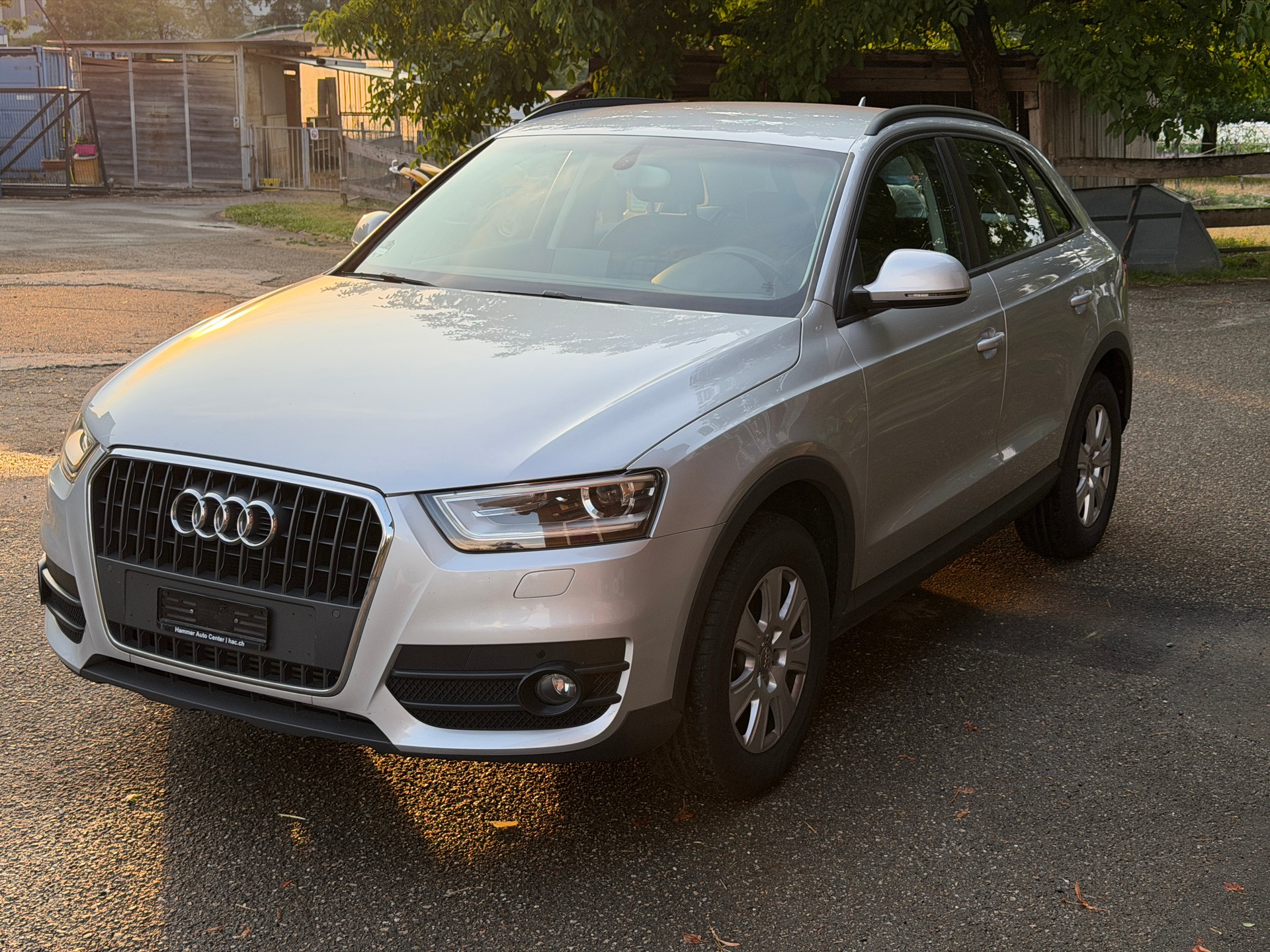 AUDI Q3 quattro-image-2