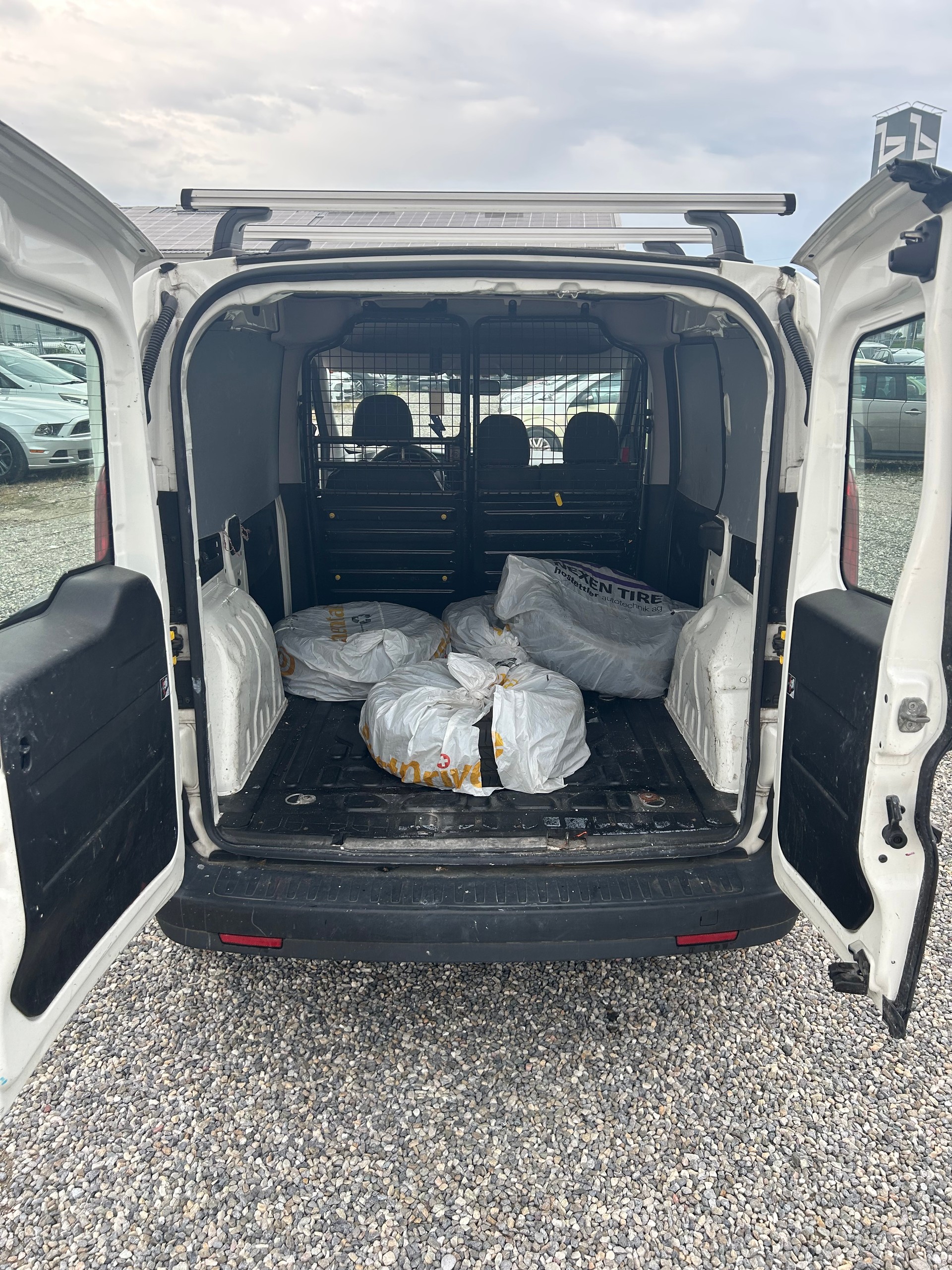 FIAT Doblò 1.3 Multijet Cargo Swiss-image-12