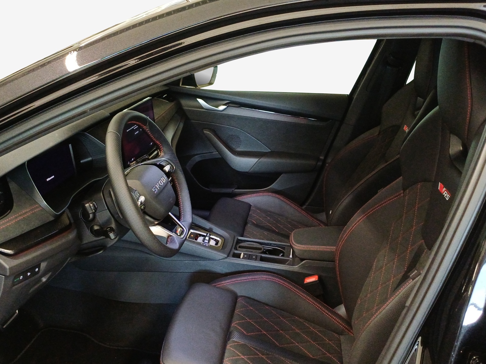 SKODA Octavia Combi 2.0 TSI DSG RS 30 Years Edition-image-7