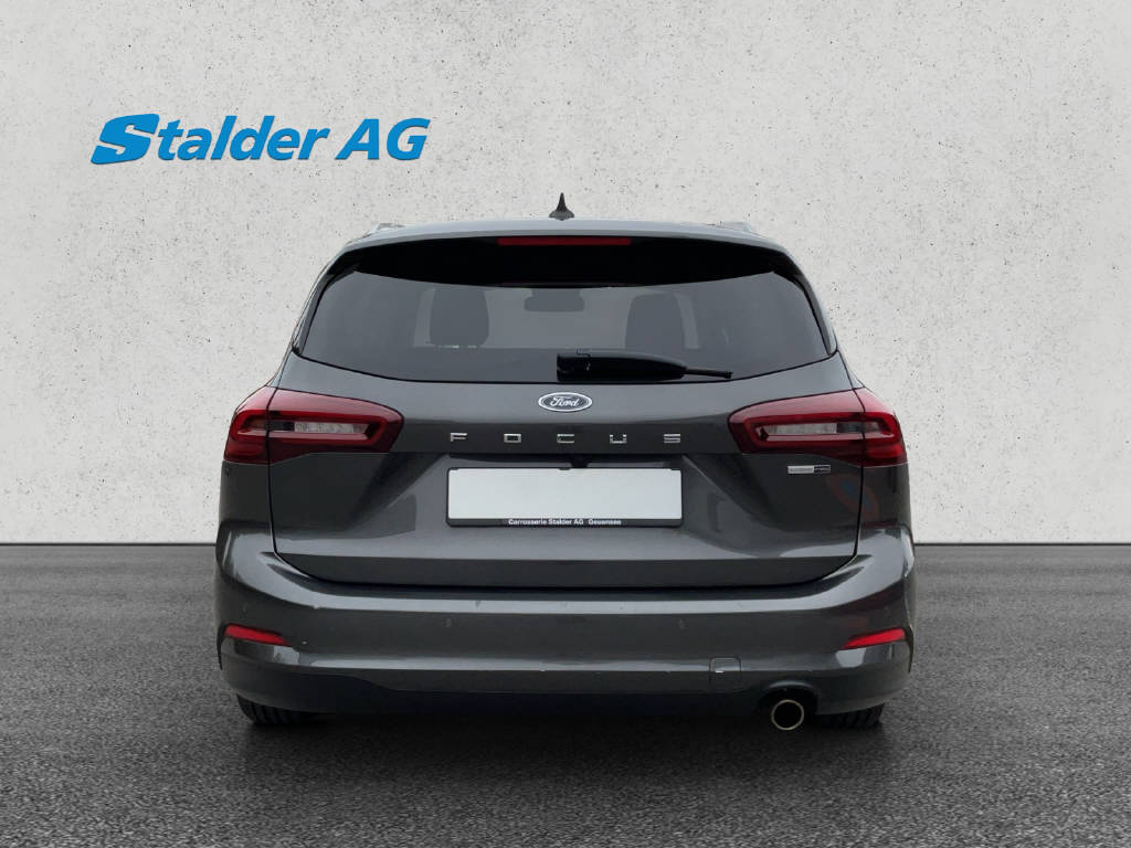 FORD Focus Station Wagon 1.0i EcoB Hybrid 155 ST-Line-image-4