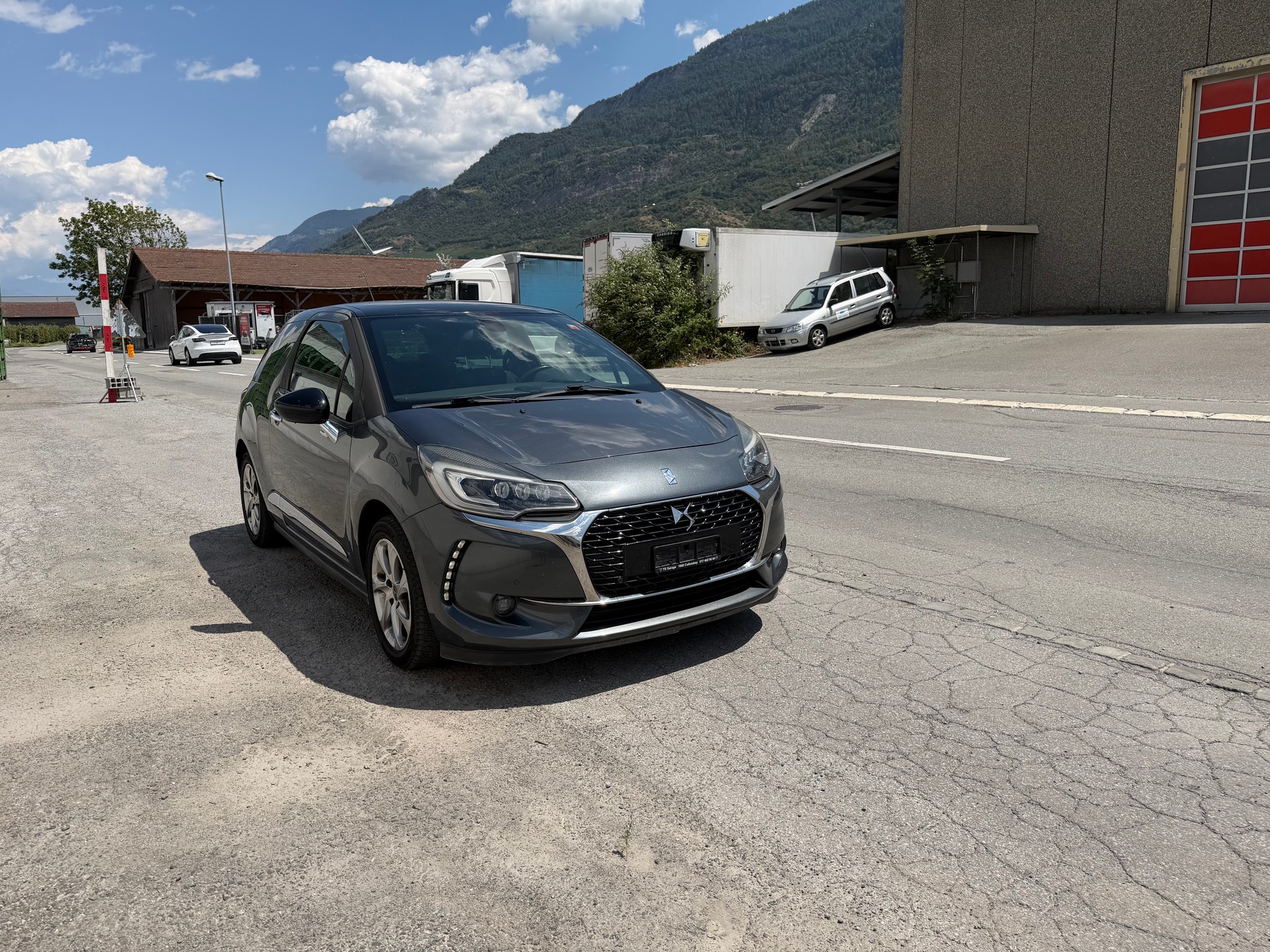 DS AUTOMOBILES DS 3 1.2 PureTech SO Chic-image-3