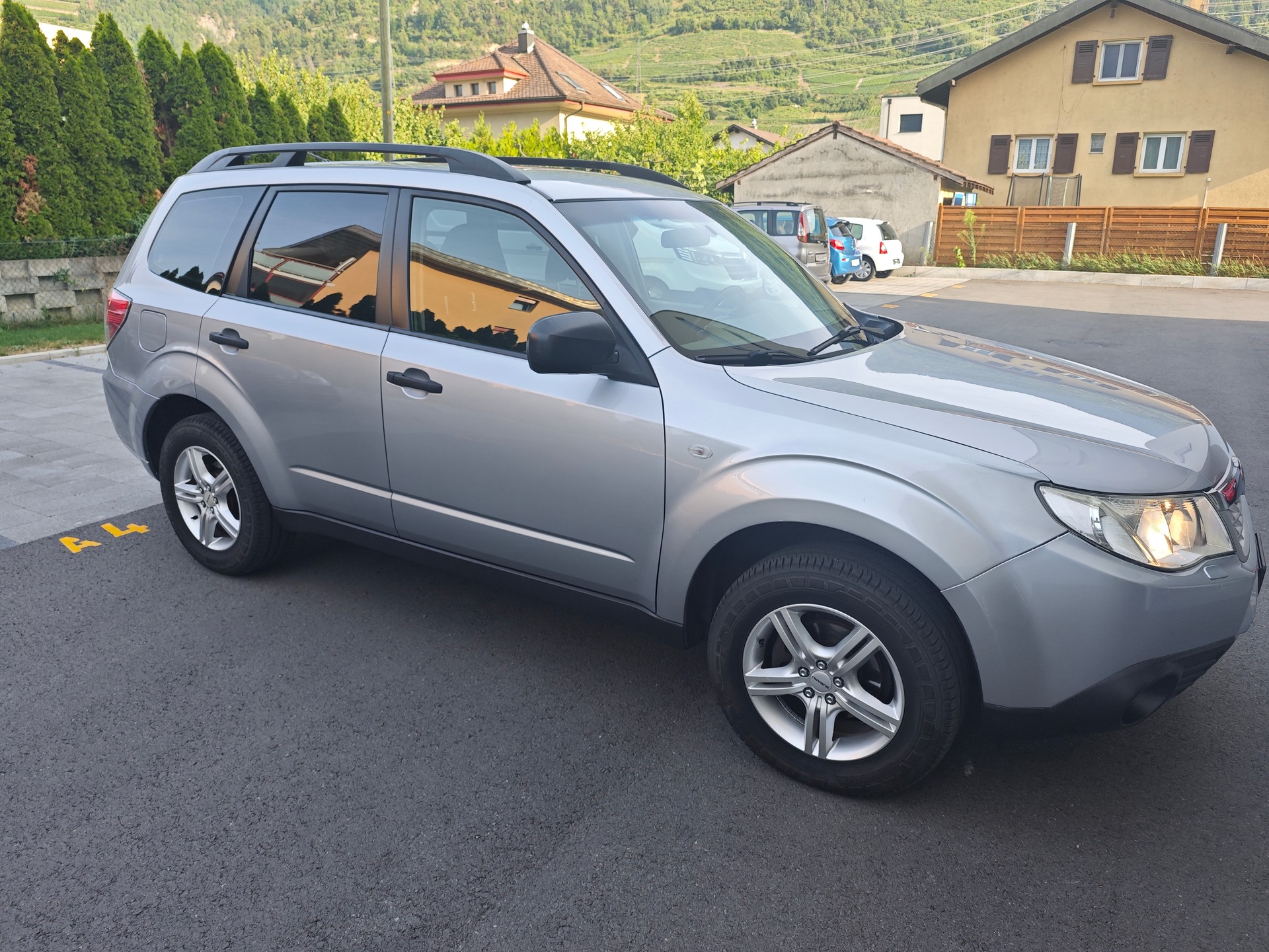 SUBARU 2.0 X Swiss-image-1