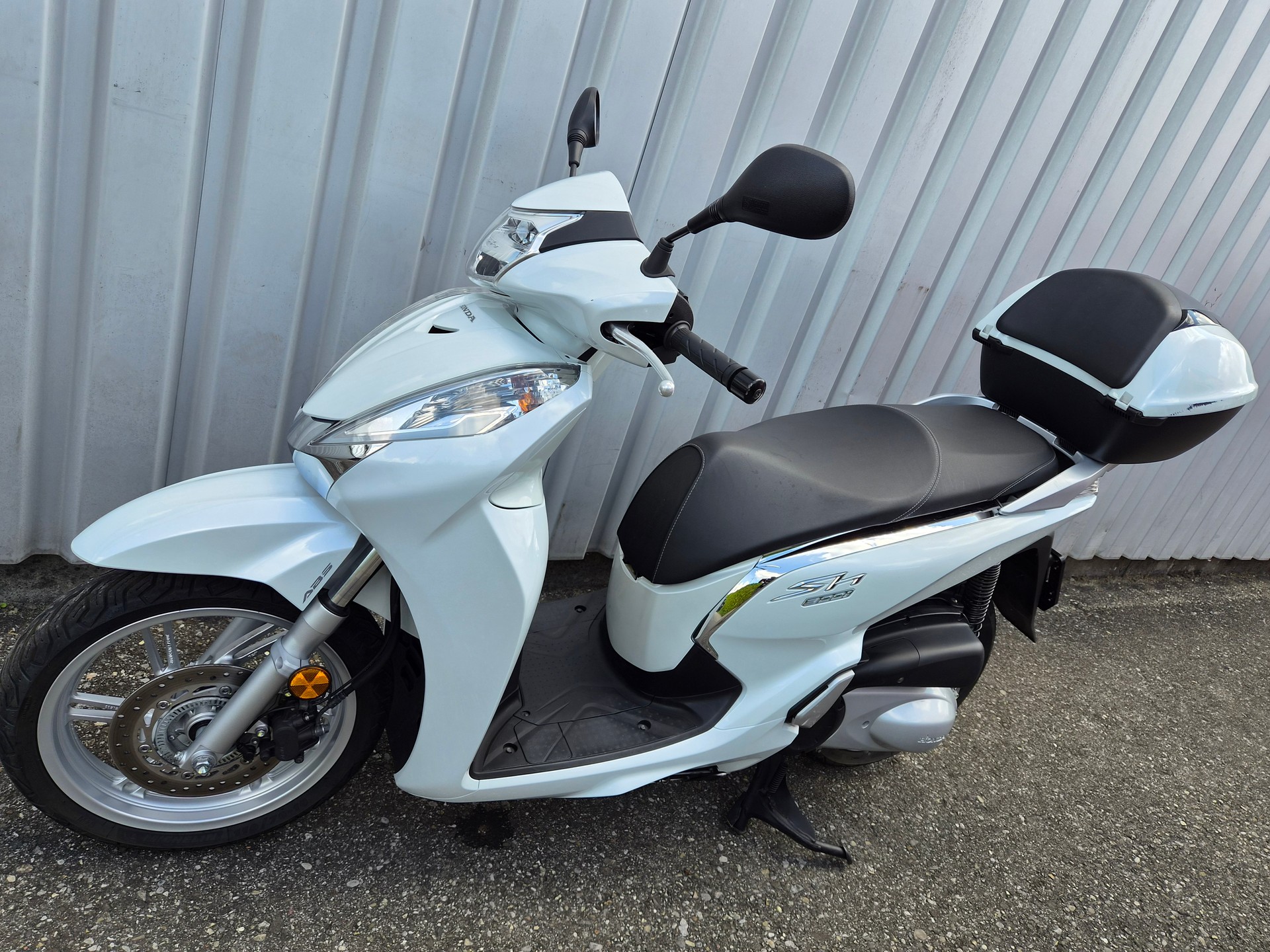 HONDA SH 300 i ABS-image-14