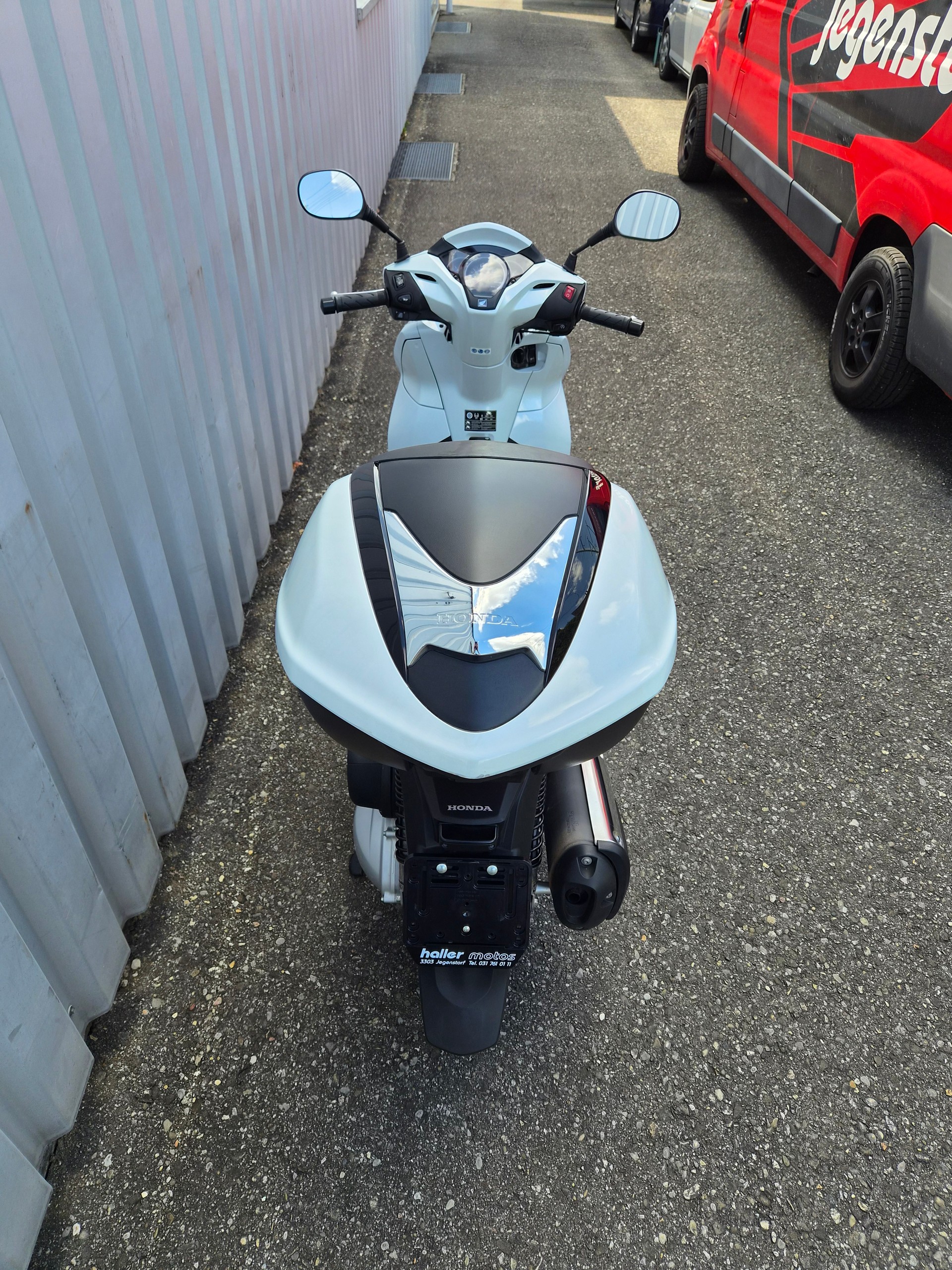 HONDA SH 300 i ABS-image-6