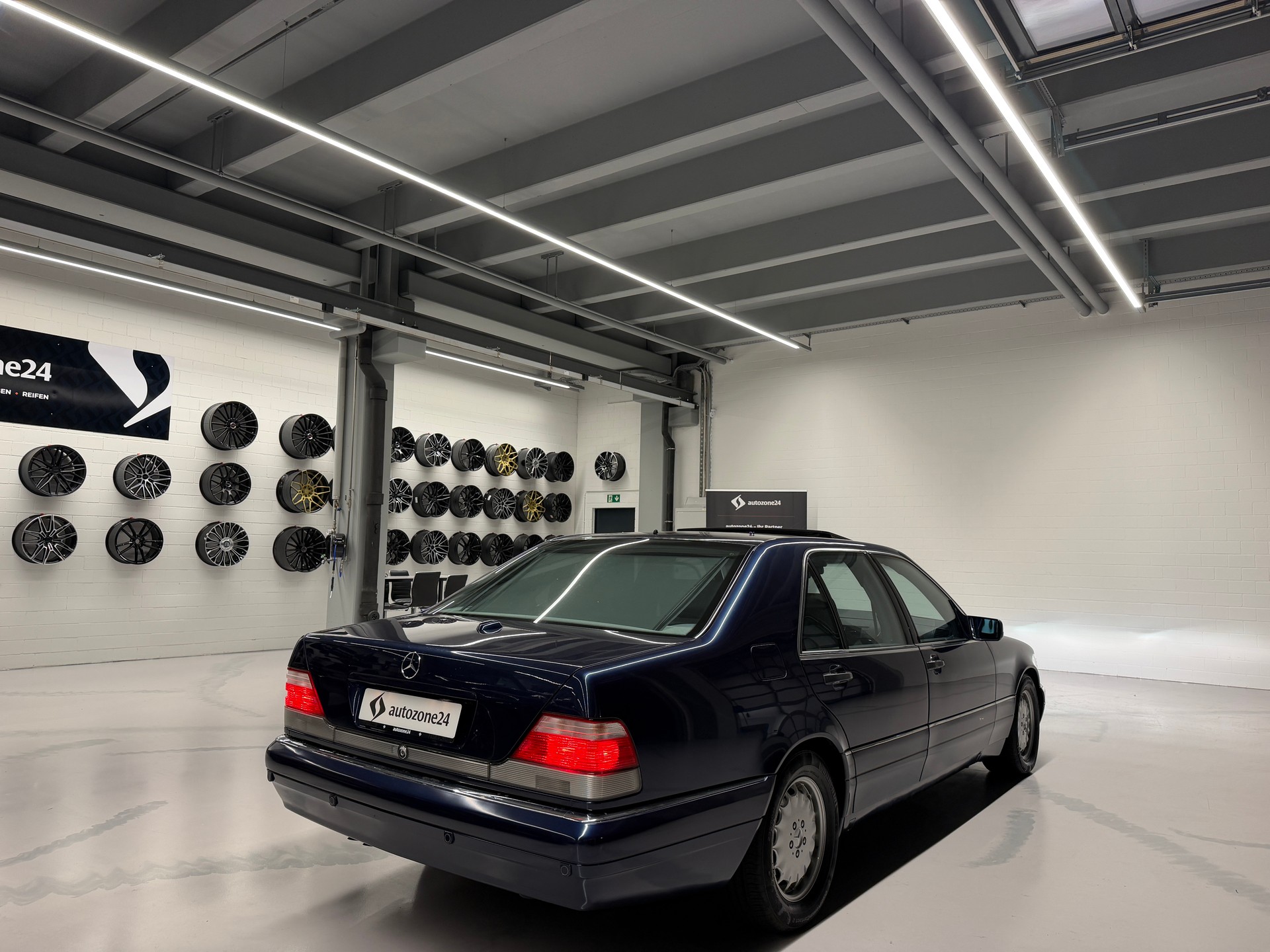 MERCEDES-BENZ S 500 Lang Automatic *One-owner vehicle*Well maintained*Full service history*Freshly serviced before delivery*-image-6