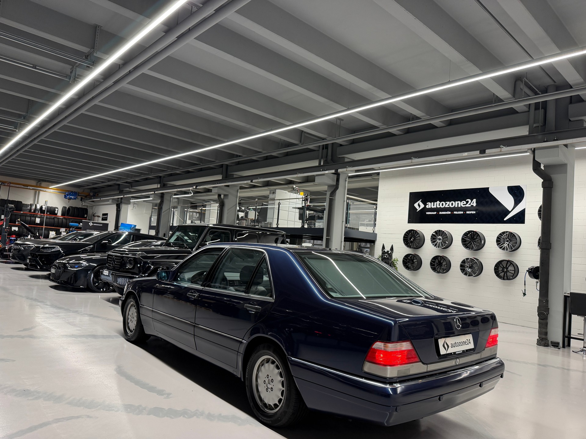 MERCEDES-BENZ S 500 Lang Automatic *One-owner vehicle*Well maintained*Full service history*Freshly serviced before delivery*-image-9