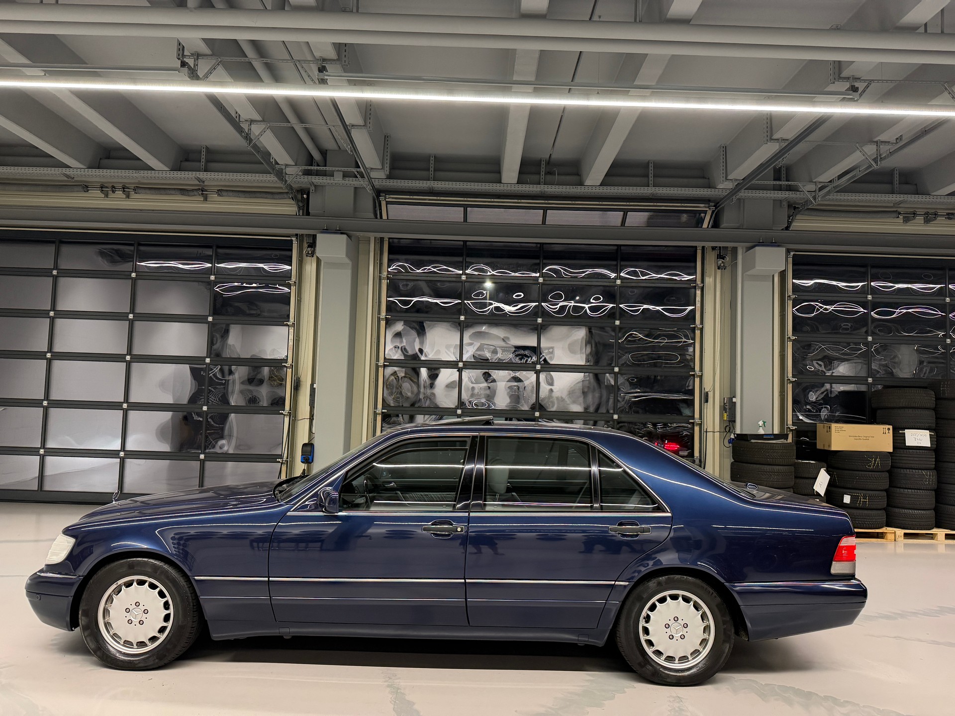 MERCEDES-BENZ S 500 Lang Automatic *One-owner vehicle*Well maintained*Full service history*Freshly serviced before delivery*-image-11