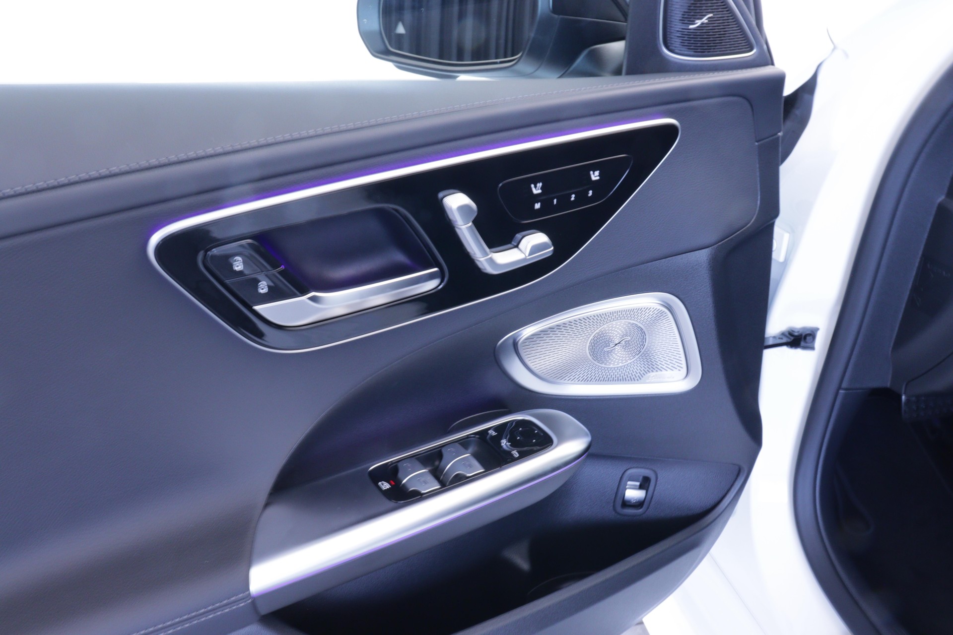 MERCEDES-BENZ C 220 d Swiss Star AMG Line 4matic Kombi-image-7