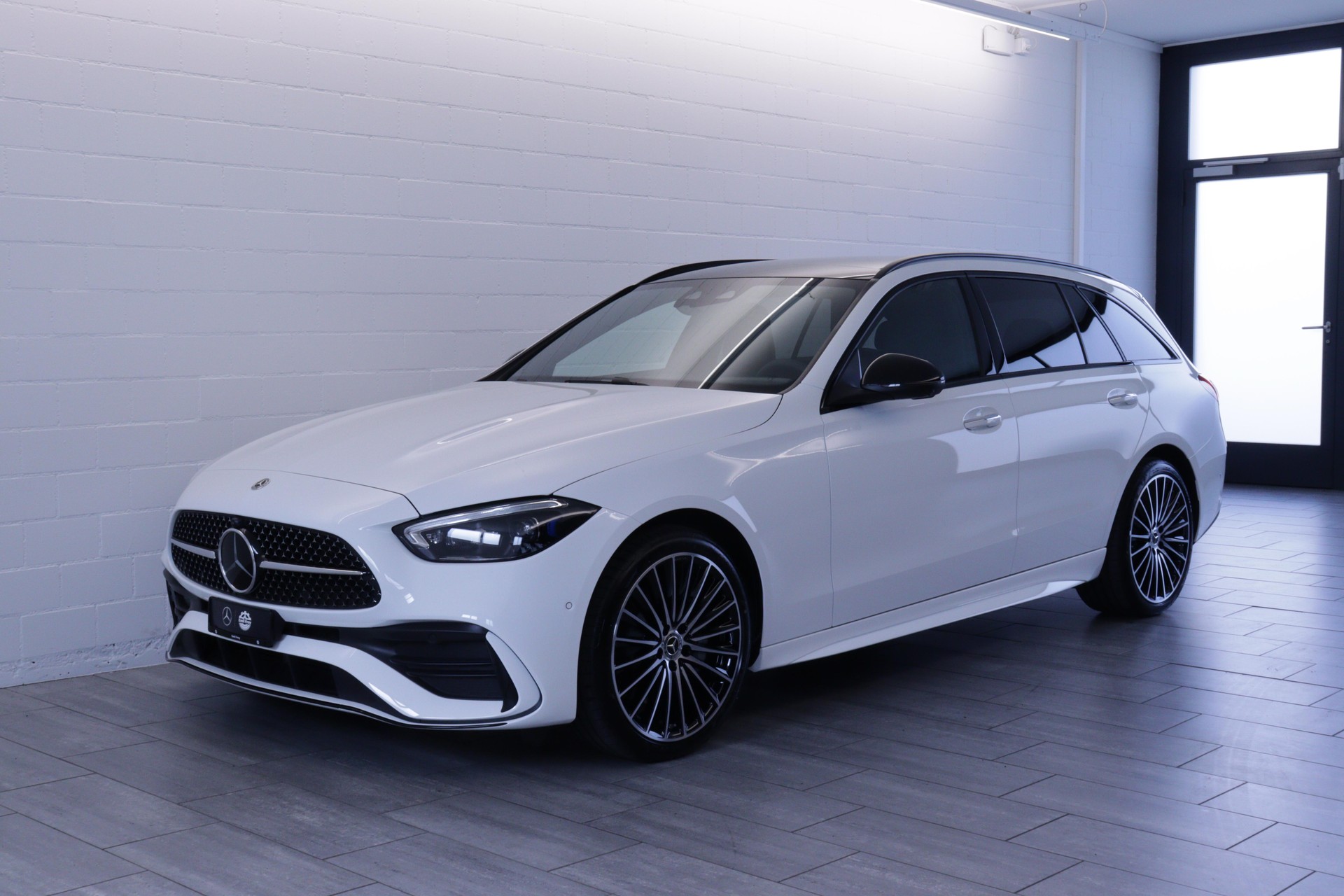 MERCEDES-BENZ C 220 d Swiss Star AMG Line 4matic Kombi