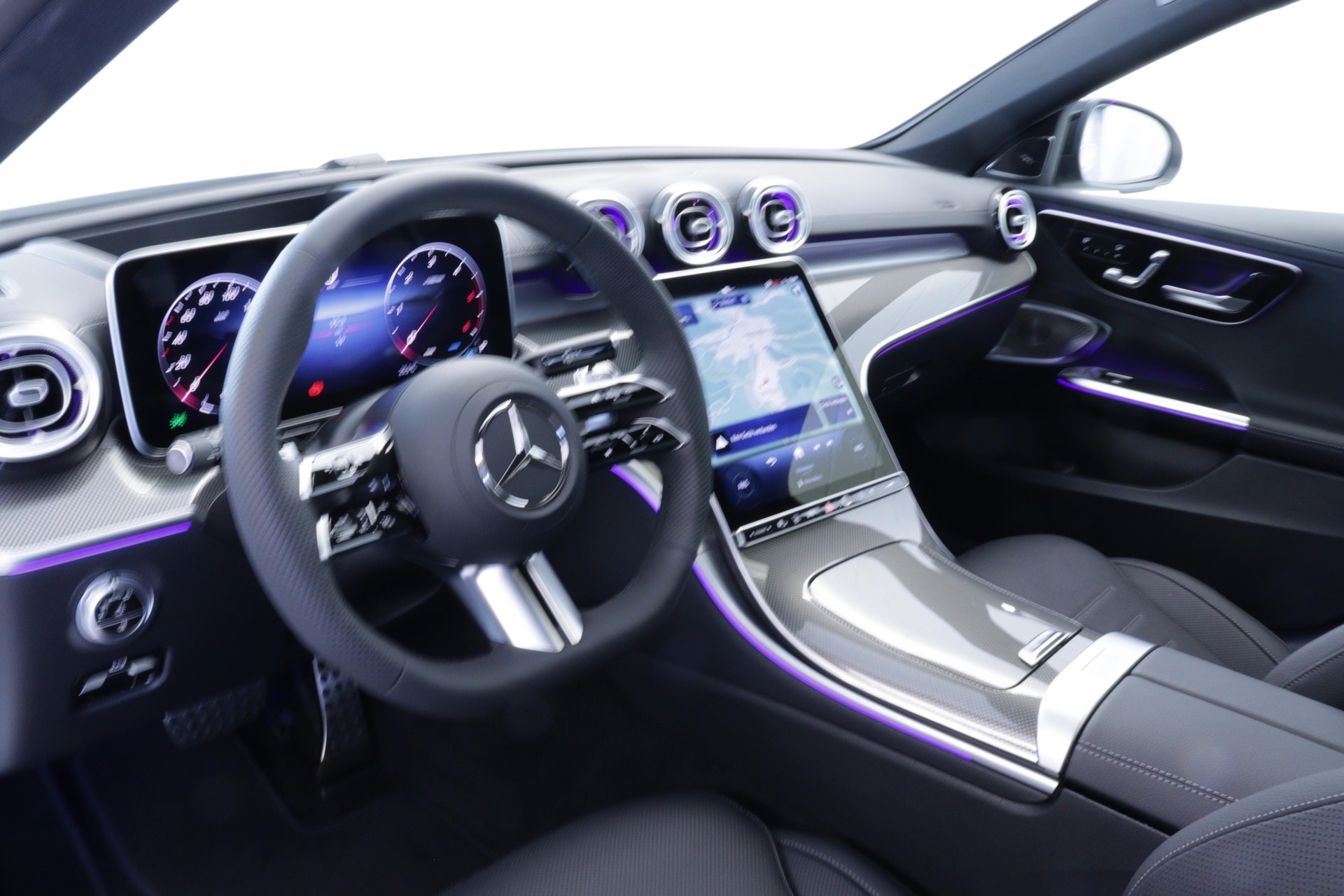 MERCEDES-BENZ C 220 d Swiss Star AMG Line 4matic Kombi-image-4