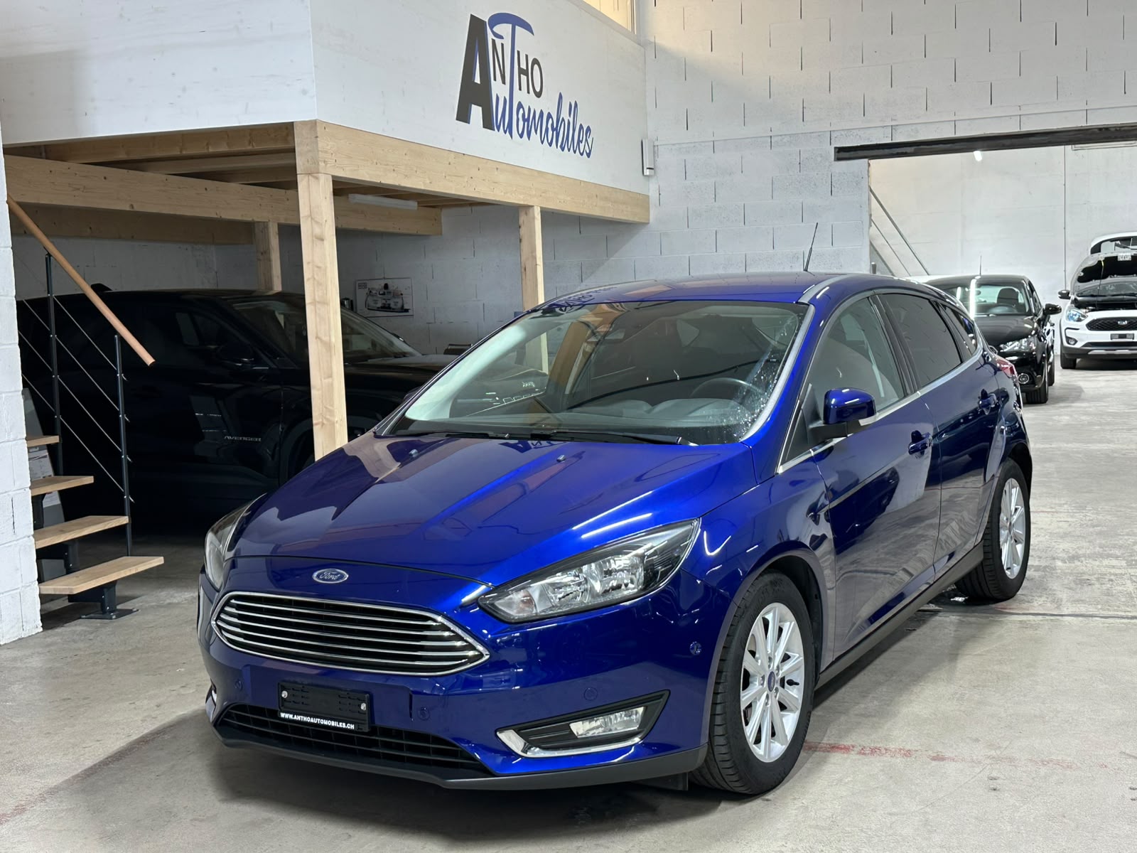 FORD Focus 1.0 SCTi Carving-image-0