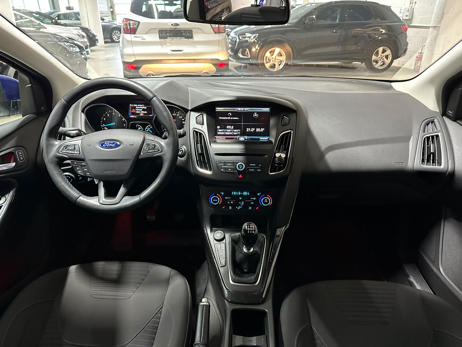 FORD Focus 1.0 SCTi Carving-image-8
