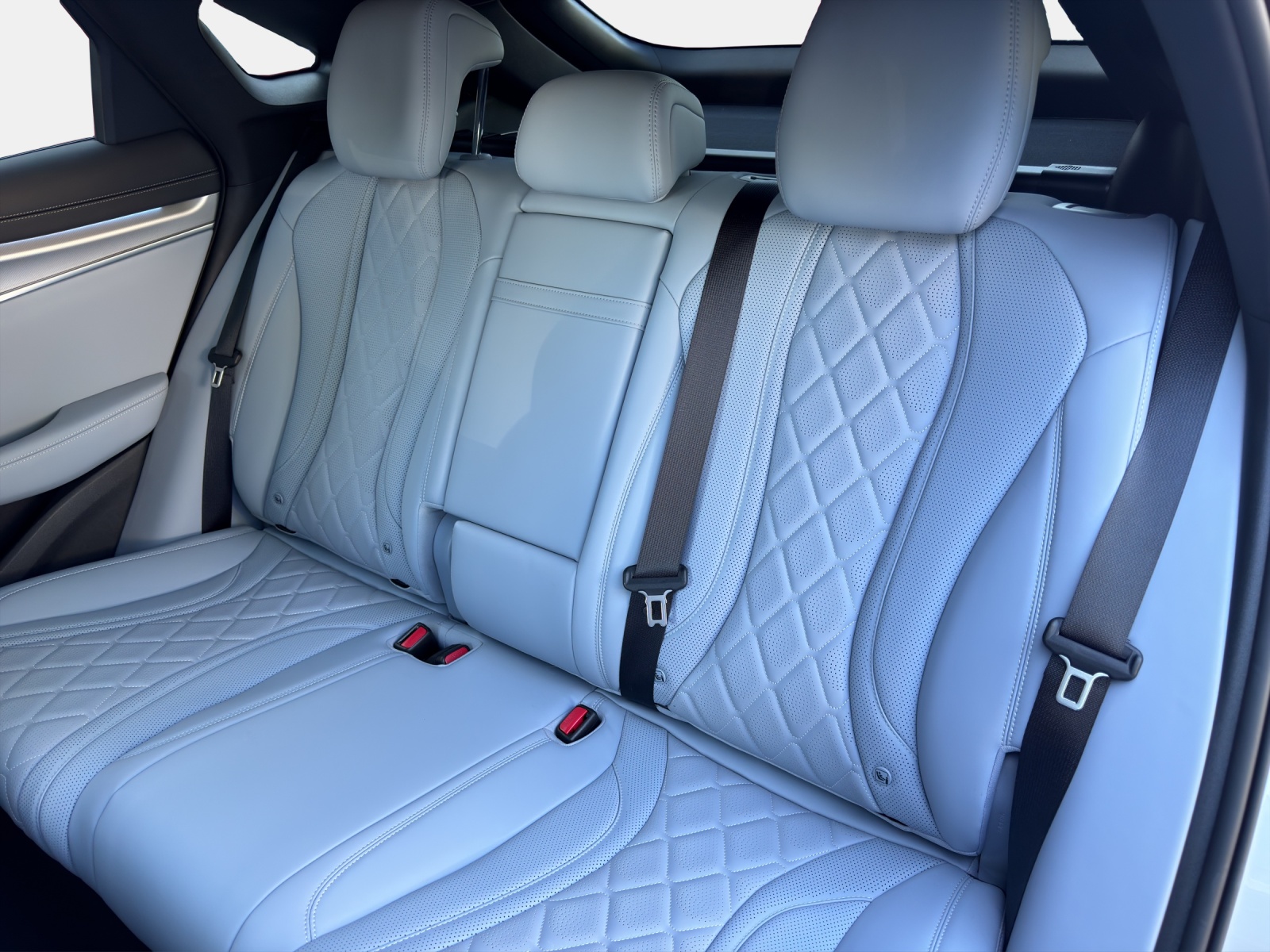 BYD Sealion 7 91.3kWh/530 Excellence AWD-image-10