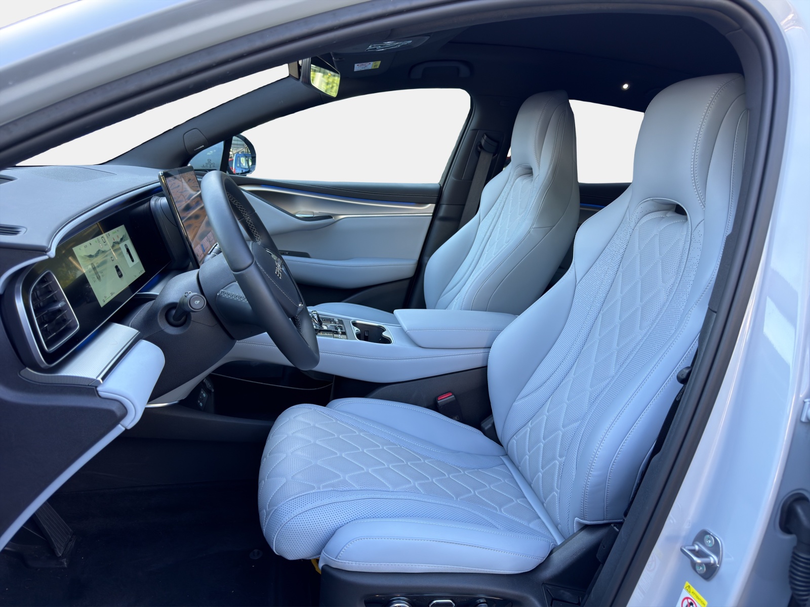 BYD Sealion 7 91.3kWh/530 Excellence AWD-image-9