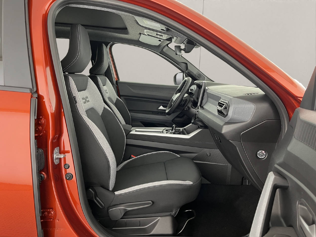 DACIA Bigster 1.2 Hybrid Journey 4WD-image-16
