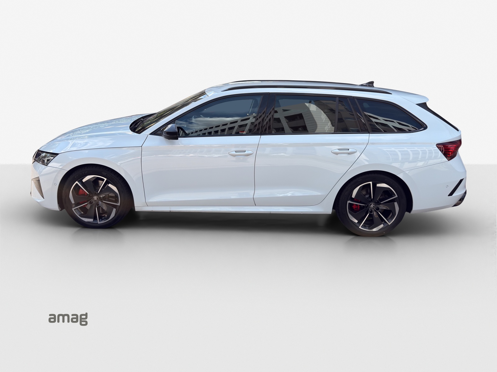 SKODA Octavia Combi 2.0 TSI DSG RS-image-1